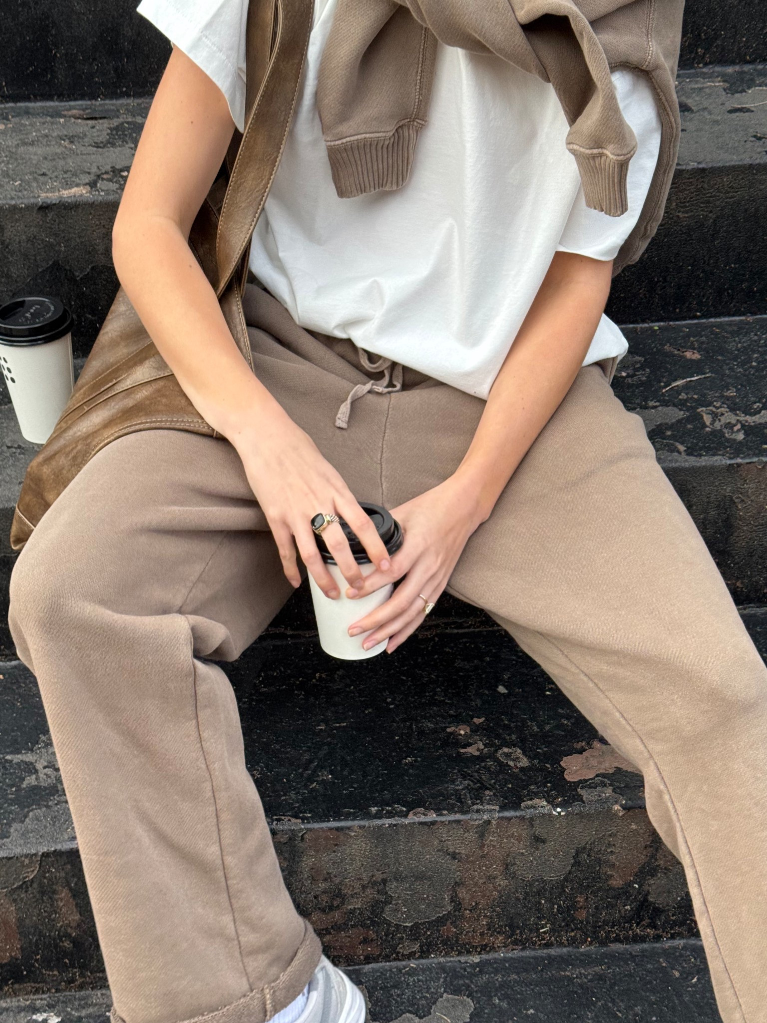 Cool matching sweatsuit from Elwood is my new go to cool loungewear ✨