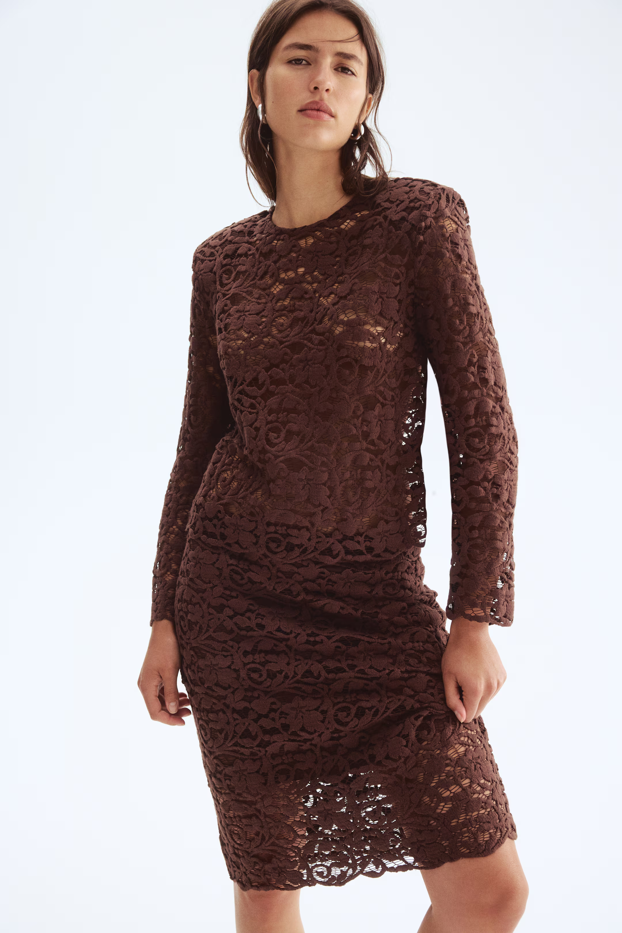 Kanten blouse met schoudervullingen - Donkerbruin - DAMES | H&M NL | H&M (DE, AT, CH, NL, FI)