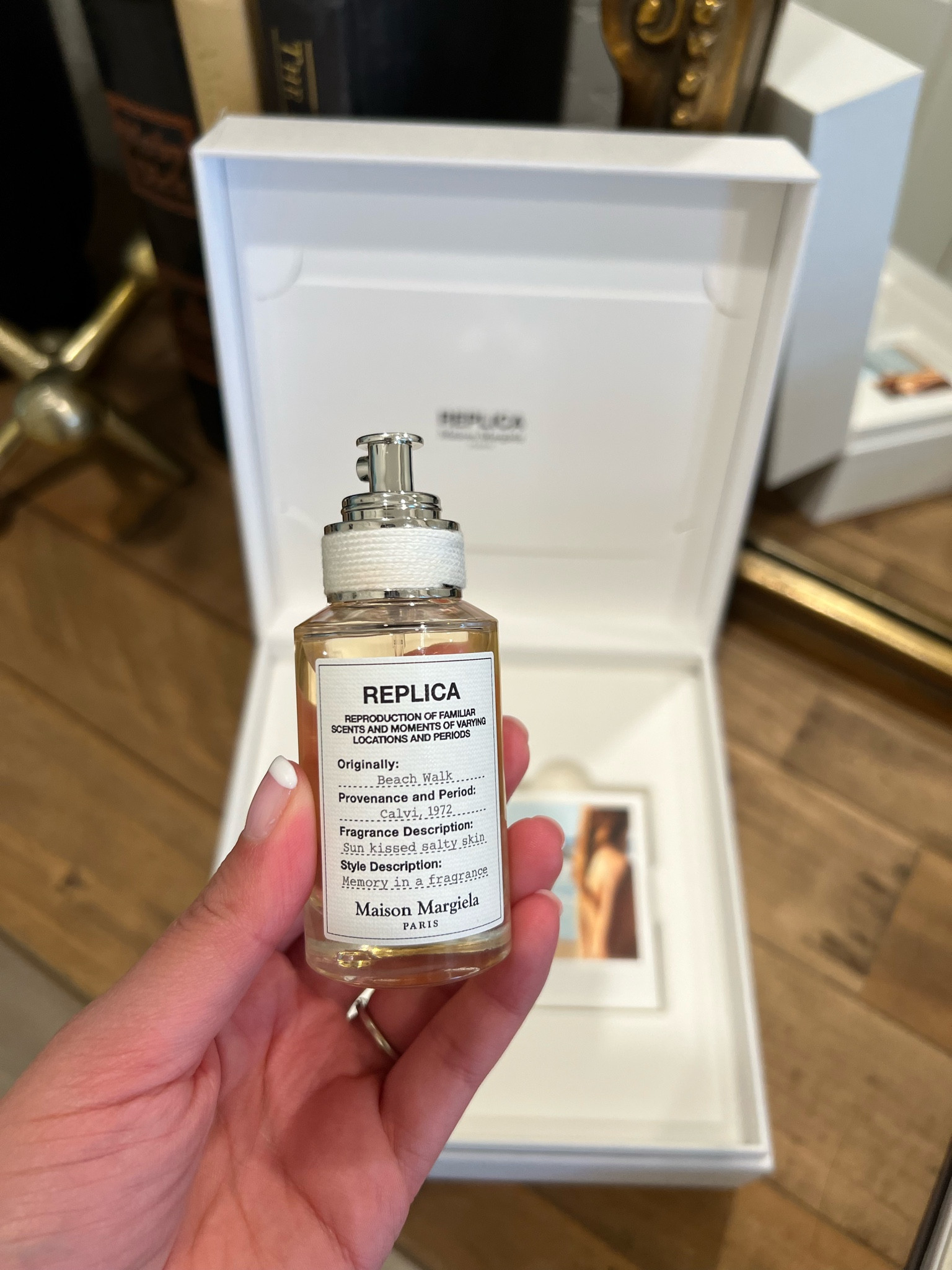 The perfect summer scent

Maison Margiela Replica, Replica beach walk, summer fragrances, best perfumes, best fragrances 

#LTKbeauty #LTKSeasonal #LTKfindsunder100