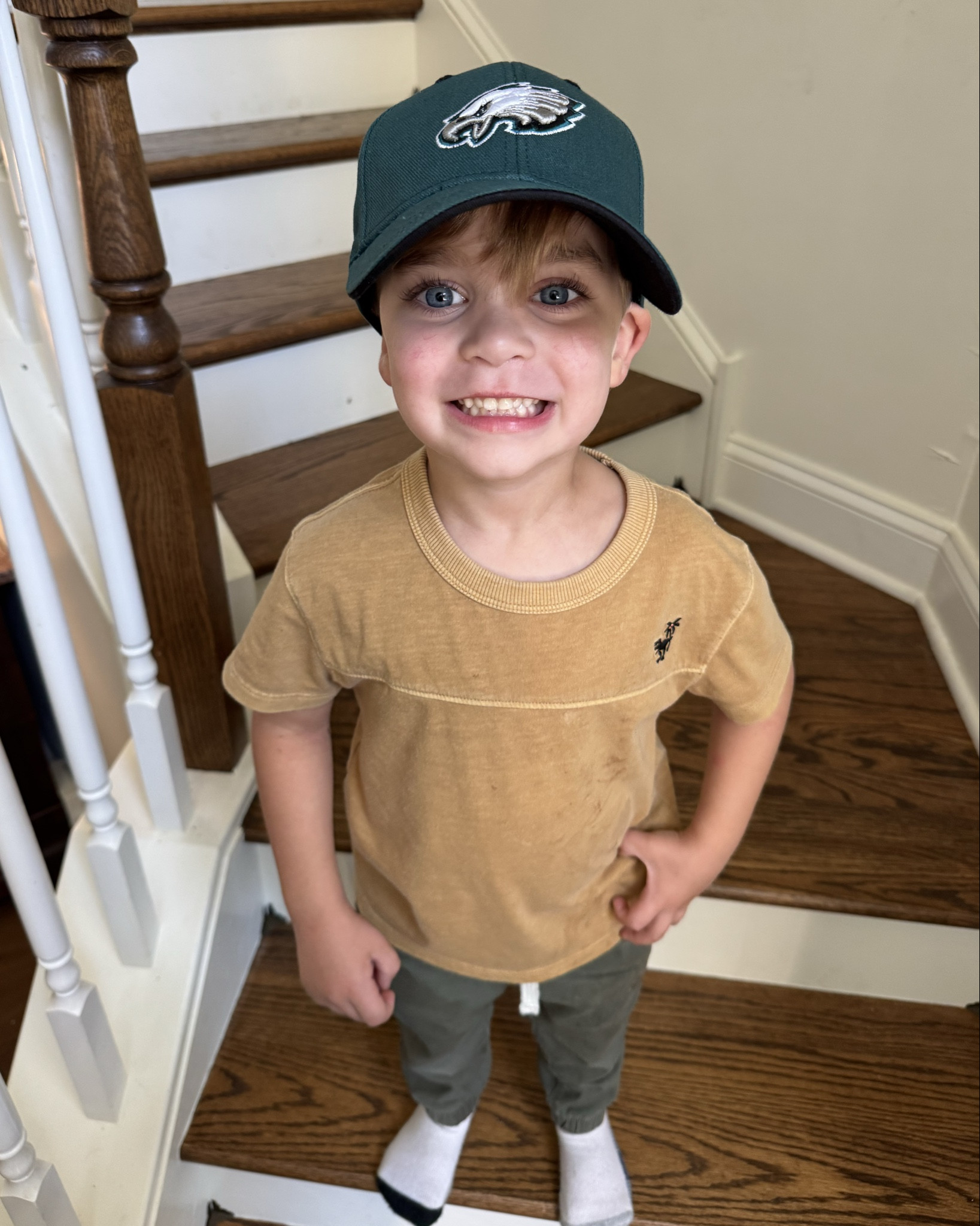 DID YALL SEE THE BIRDS GAME ON SUNDAY?? What a game!!🤯
GO BIRDS🦅🦅
I have my eye on a lot of this cute Eagles apparel👀 Shop NFL gear for all teams (and some niche Eagles stuff) from Abercrombie & Fitch, American Eagle, Old Navy, and more! I know I’m sharing all Eagles stuff, but click the link to find your preferred team!

#GoBirds #NFL #GameDay #Sports #SportsFashion #NFLApparel #OldNavy #AmericanEagle #Abercrombie #Under100 #FootballSeason #Fall

#LTKSeasonal #LTKFindsUnder100