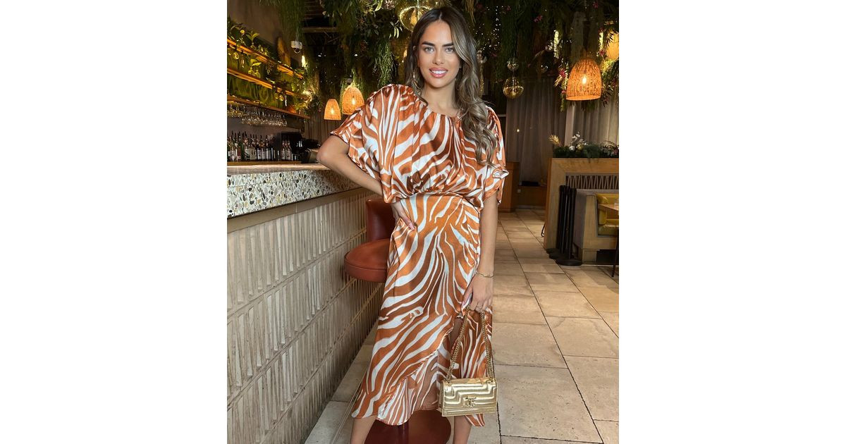 AX Paris Rust Batwing Midi Dress | New Look | New Look (UK)