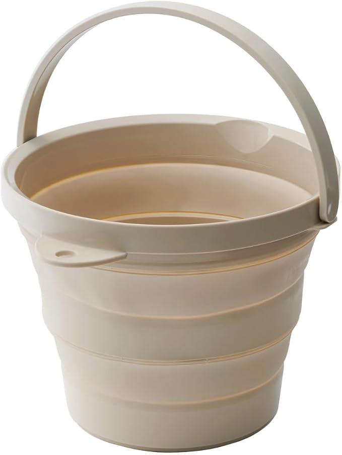 Isetou Soft Bucket 8-Shaped, Foldable, Soft Material, 2.2 gal (8 L), Beige | Amazon (US)