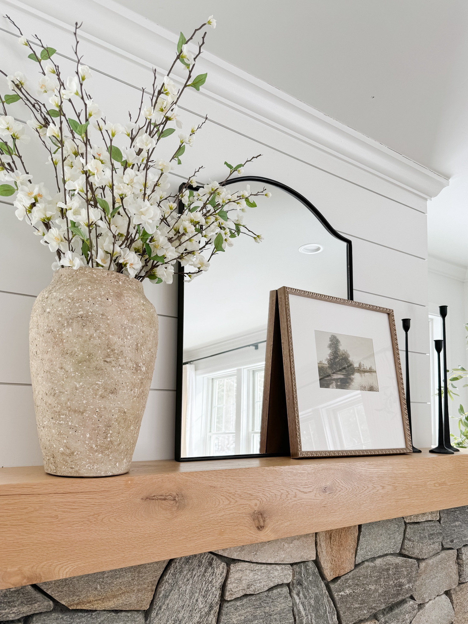 Affordable Living Room Finds

Amazon Essentials for Every Space, Home finds, home decor, home inspo, decor finds, decor inspo, affordable home, affordable decor, amazon home, amazon finds, amazon decor, neutral home, home inspo, home styling

#LTKFindsUnder50 #LTKSaleAlert #LTKHome