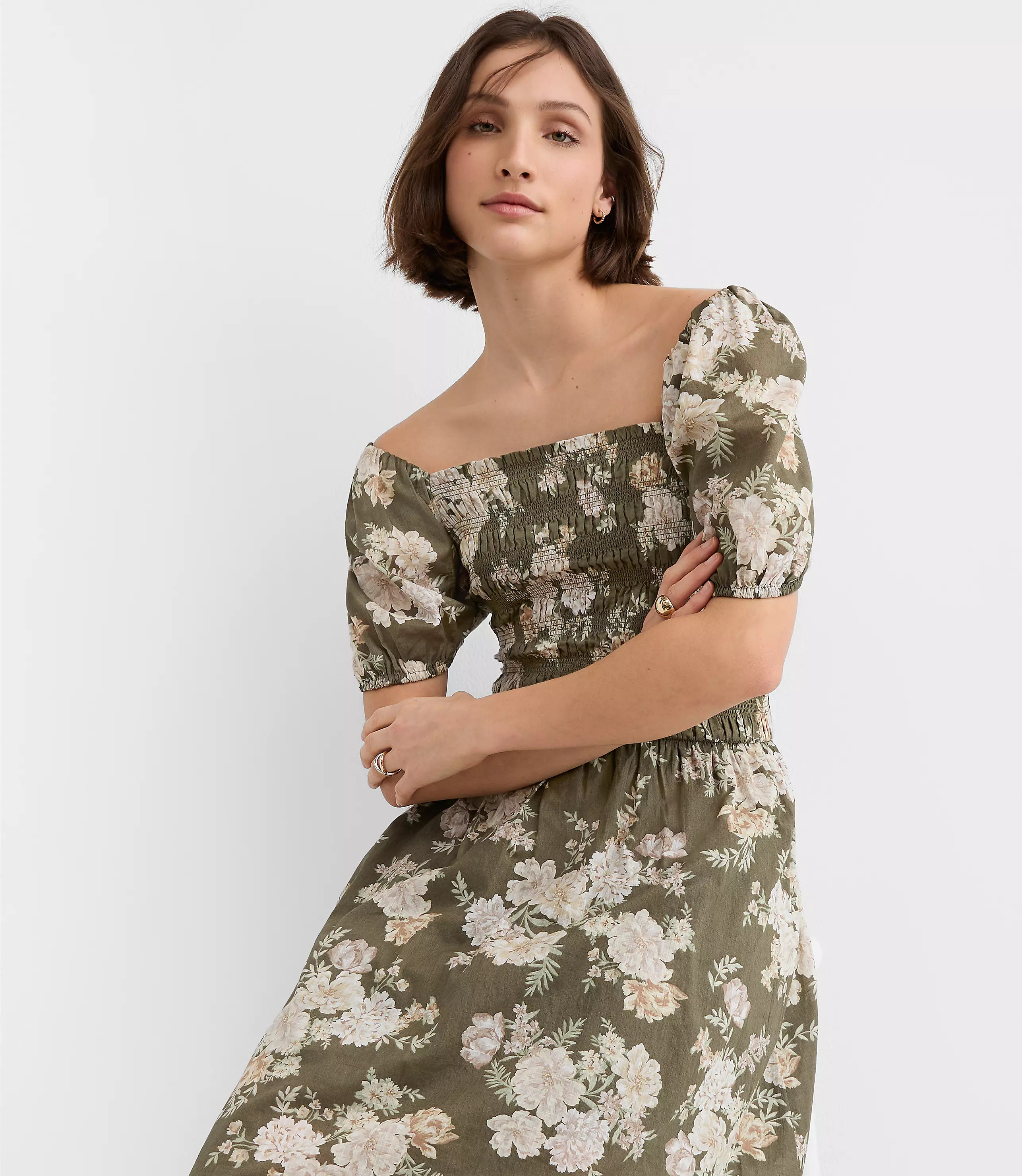 Petite Floral Smocked Puff Sleeve Midi Dress | LOFT