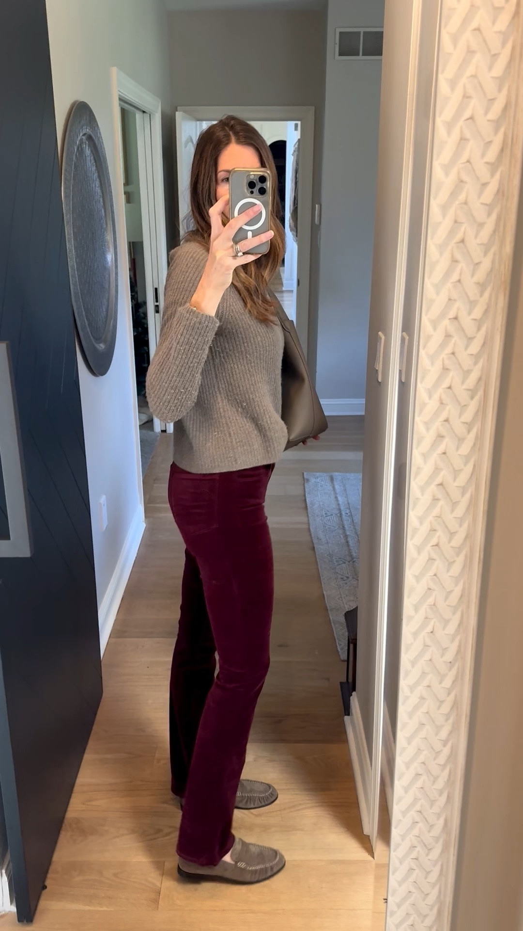 Cozy and comfy for Fall house showings today ♥️🤎 when you need stretchy pants that look dressed up (these would also be perfect for holiday time with heels and a nice top!) and shoes you can walk all day in… these are it! 

#velvet #burgundy 

#LTKWorkwear #LTKSeasonal #LTKHoliday