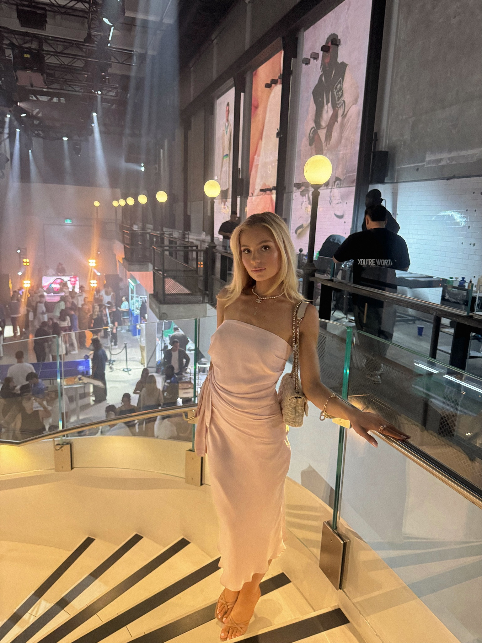 outfit links 🍸🎀
“similar" is meshki US site