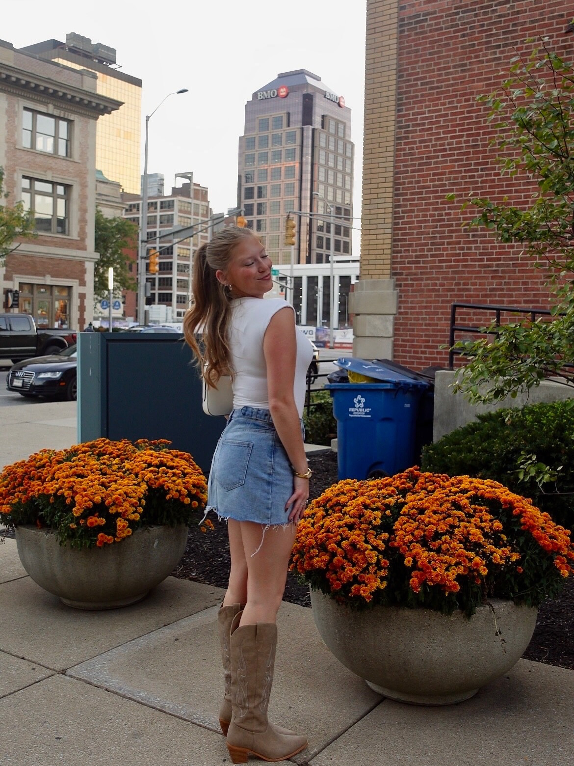 perfect mix of a thursday night and the rest of my life, @katespadeny ilyy 💌

#LTKgrwm #LTKootd #LTKSeasonal