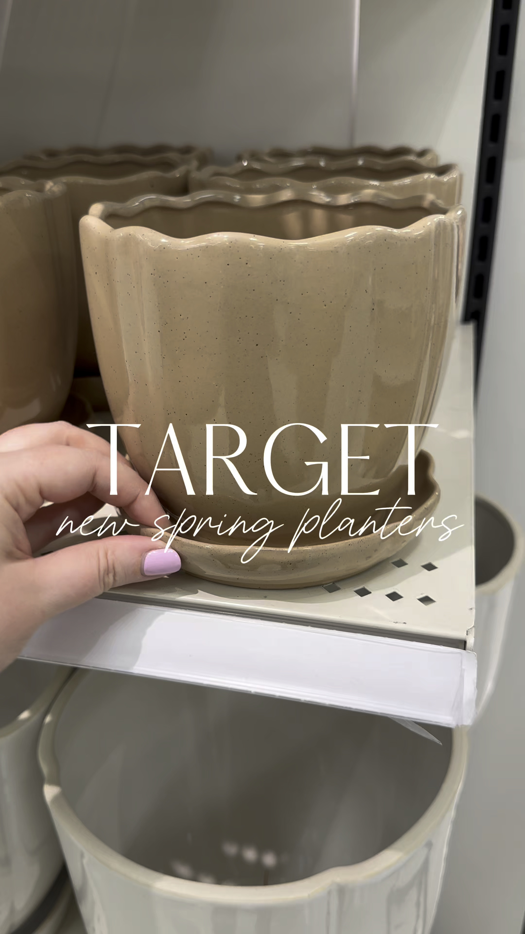 Spring Planter Pots + Gardening 🪴

Target finds, hearth and hand with magnolia, scalloped planter pots