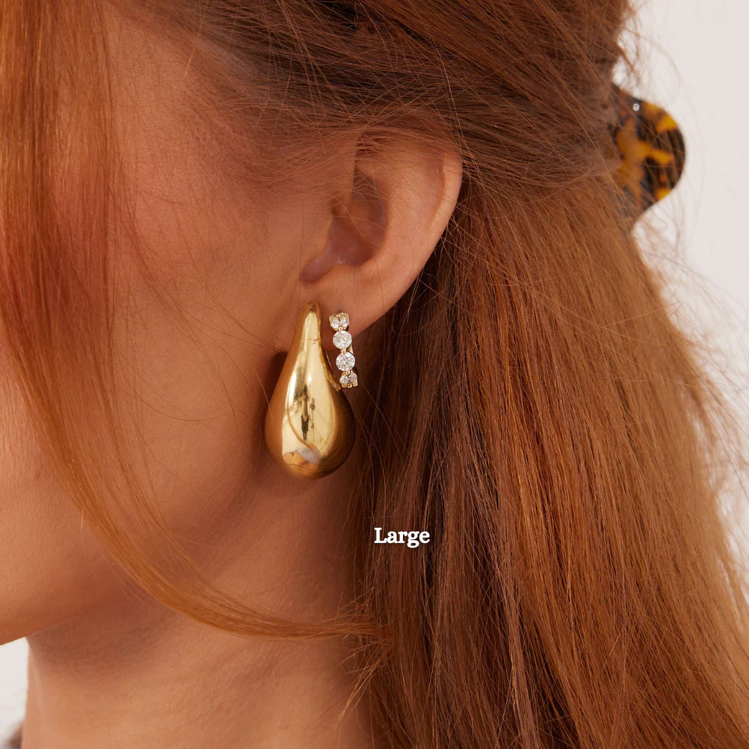 Gold Tear Drop Stud Earrings | RW Fine Jewelry