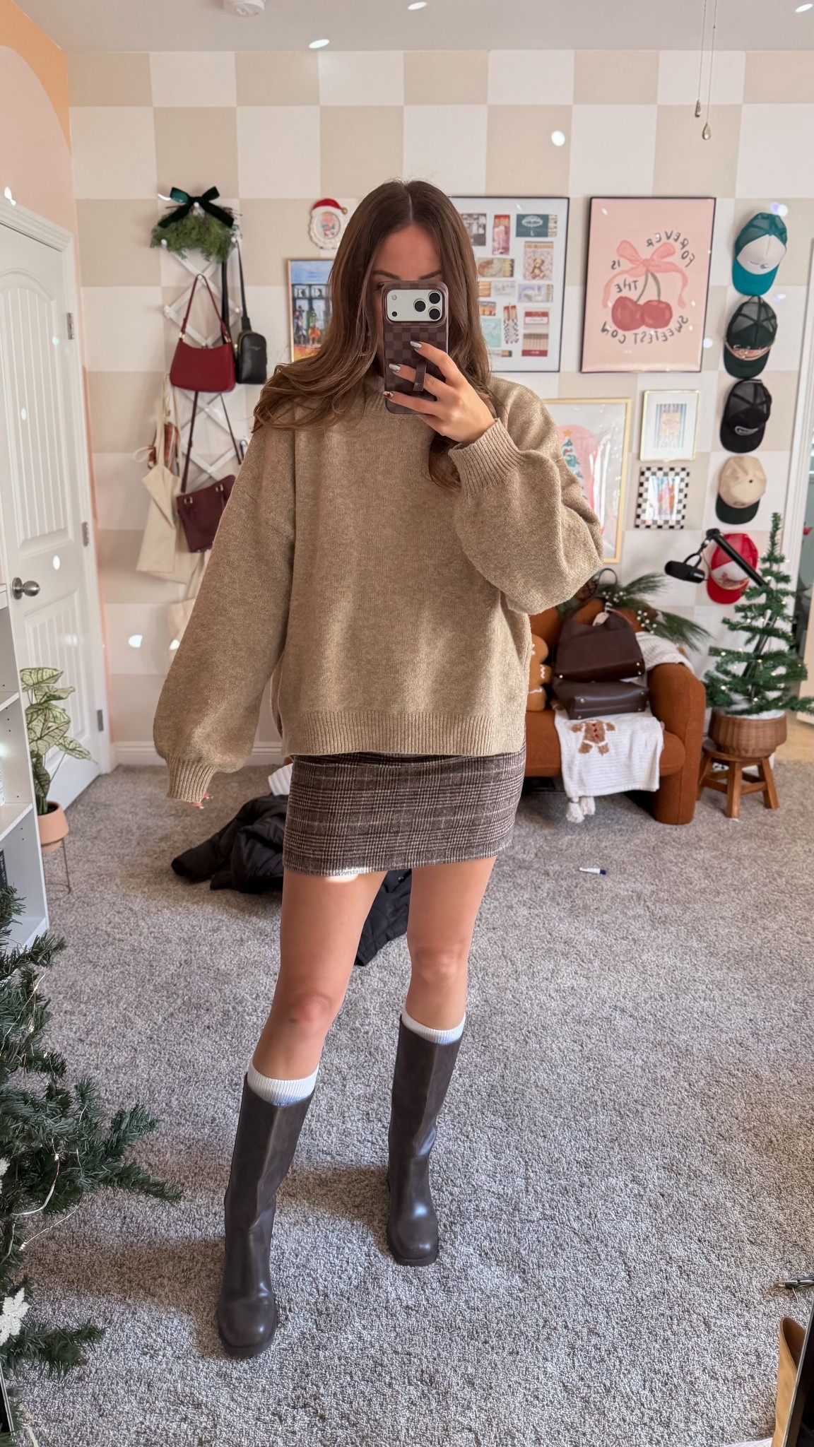 Large sweater, medium skirt, 7 brown boots