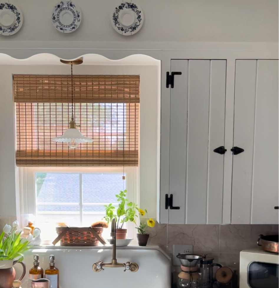 the best cozy cottage woven shades! We chose the wooden woven shades from blinds.com in the color Fiji Natural!

#LTKHome
