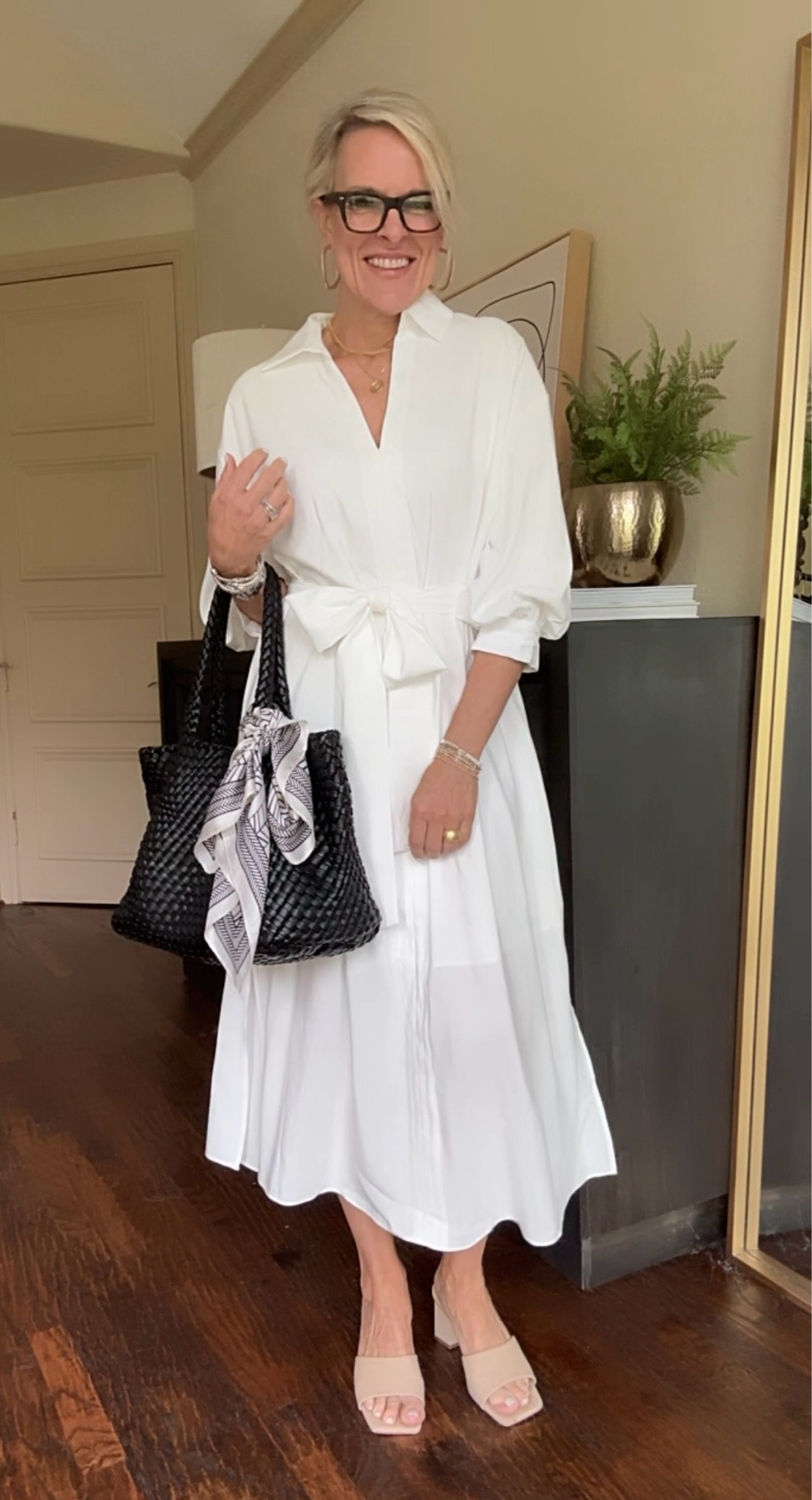 My all-time favorite white dress is on sale but today only 25% off.

Use code dress25

Shop Avara 

#LTKstyletip #LTKsalealert #LTKover40