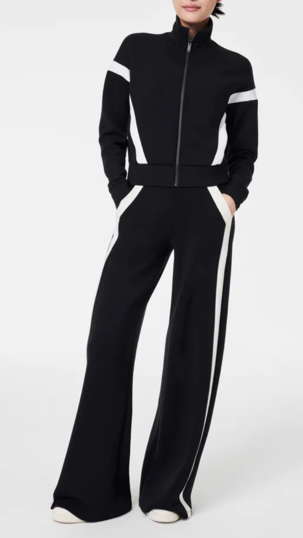 Obsessing over this set! Worth the splurge in my opinion! Code: RACHELXSPANX will get you 10% off! 

#LTKstyletip