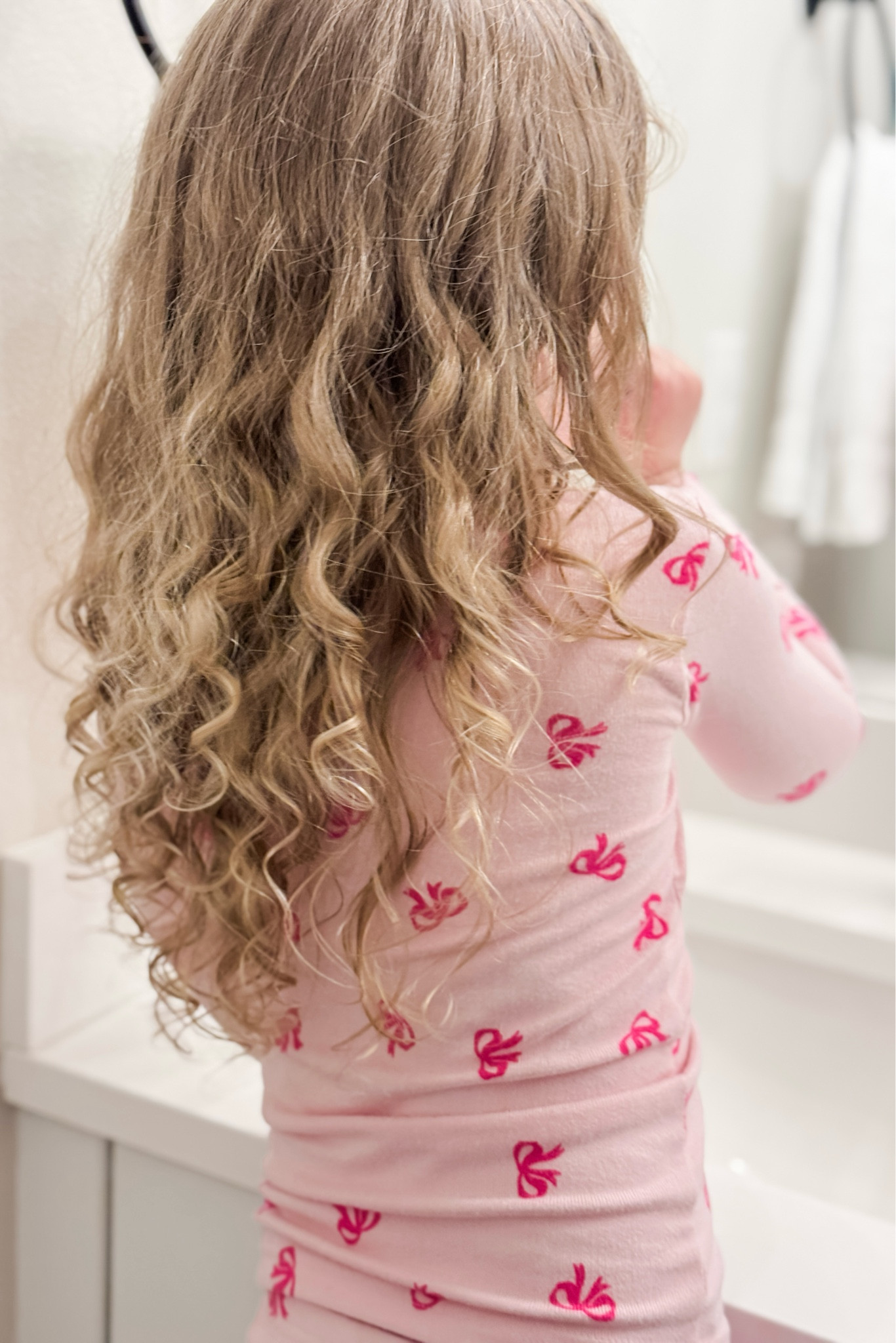 🎀🎀🎀 How cute are these bow jammies?!? I’m crazy about them and so is our #LTKToddler! The fabric isn’t very thick (I originally bought them hoping they might be a thicker fleece for winter warmth), but it is incredibly soft and cozy! 

My three year old is in the 99th percentile for height so we have to size up in everything and this is no exception, but I do think that this set fits TTS.

#LTKKids