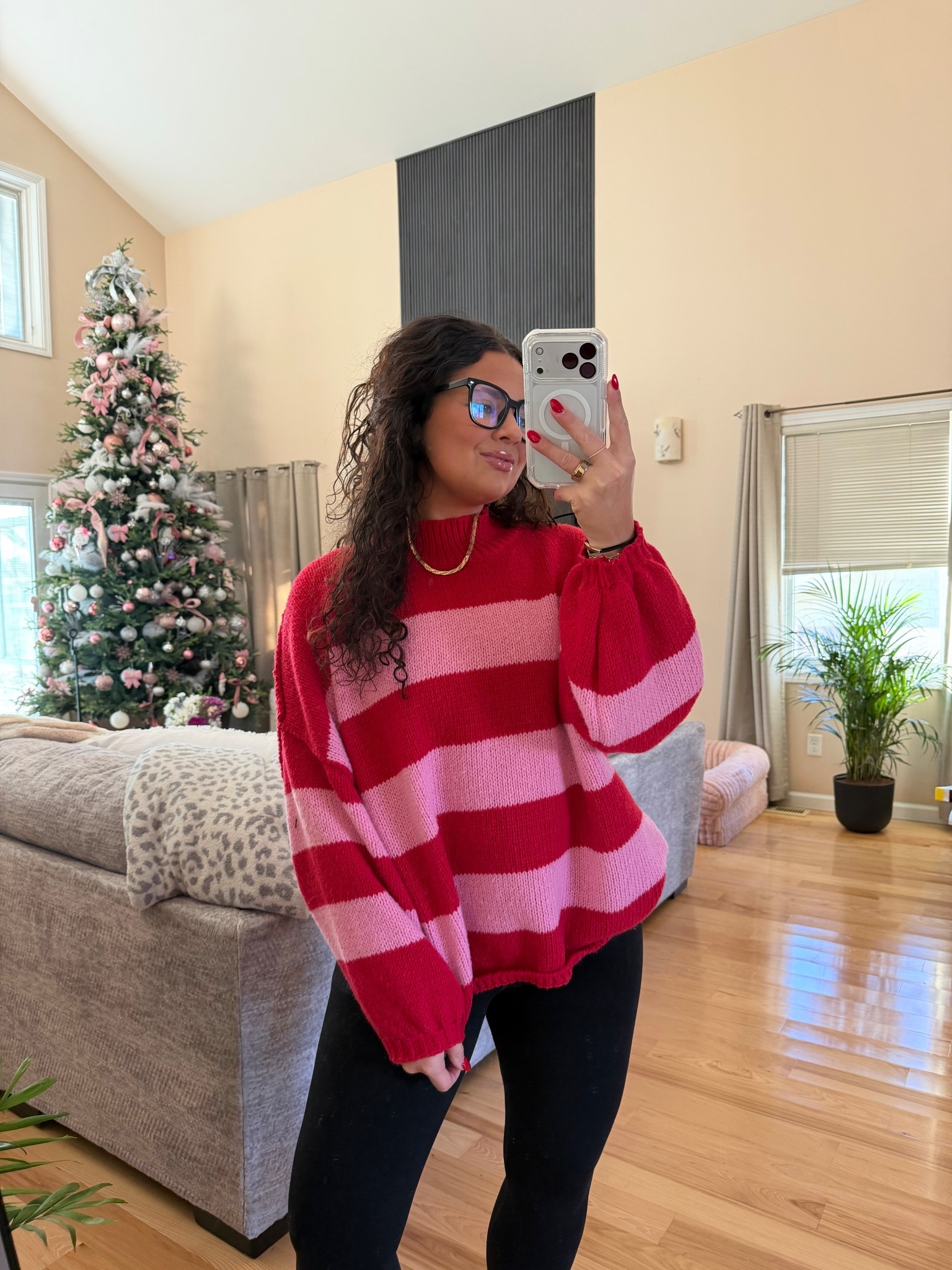 I am wearing a size large in the sweater & the leggings! 

#amazon #oldnavy

#LTKSeasonal #LTKFindsUnder50 #LTKootd