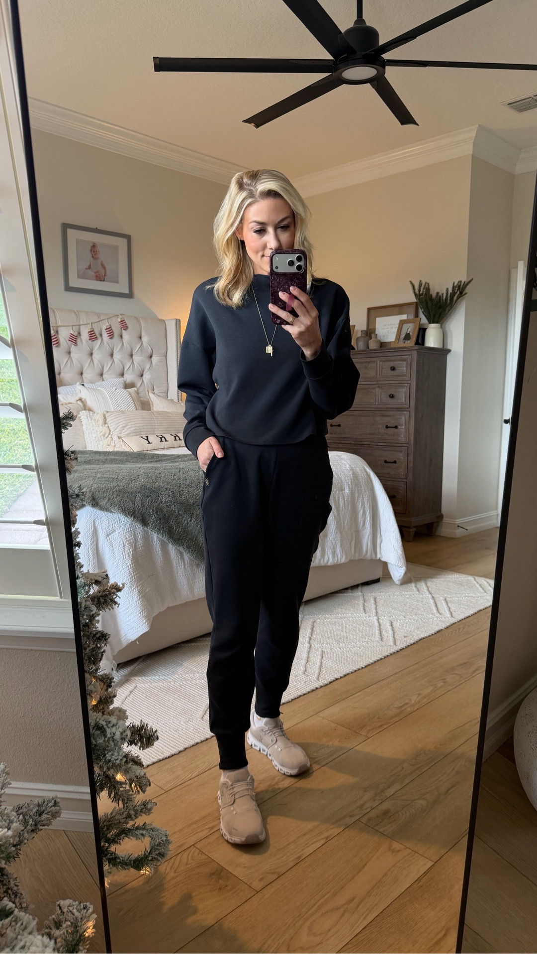 Channeling: put together, but comfy 🤍
This Rhone DreamGlow Cropped Mock Neck & pant set is amazing! Buttery soft, chic, flattering & washes so well!
✔️ errands
✔️ school drop off
✔️ coffee runs
Everything is linked in my LTK! Every day staples you will actually wear!


#LTKmomlife #LTKgrwm #LTKootd