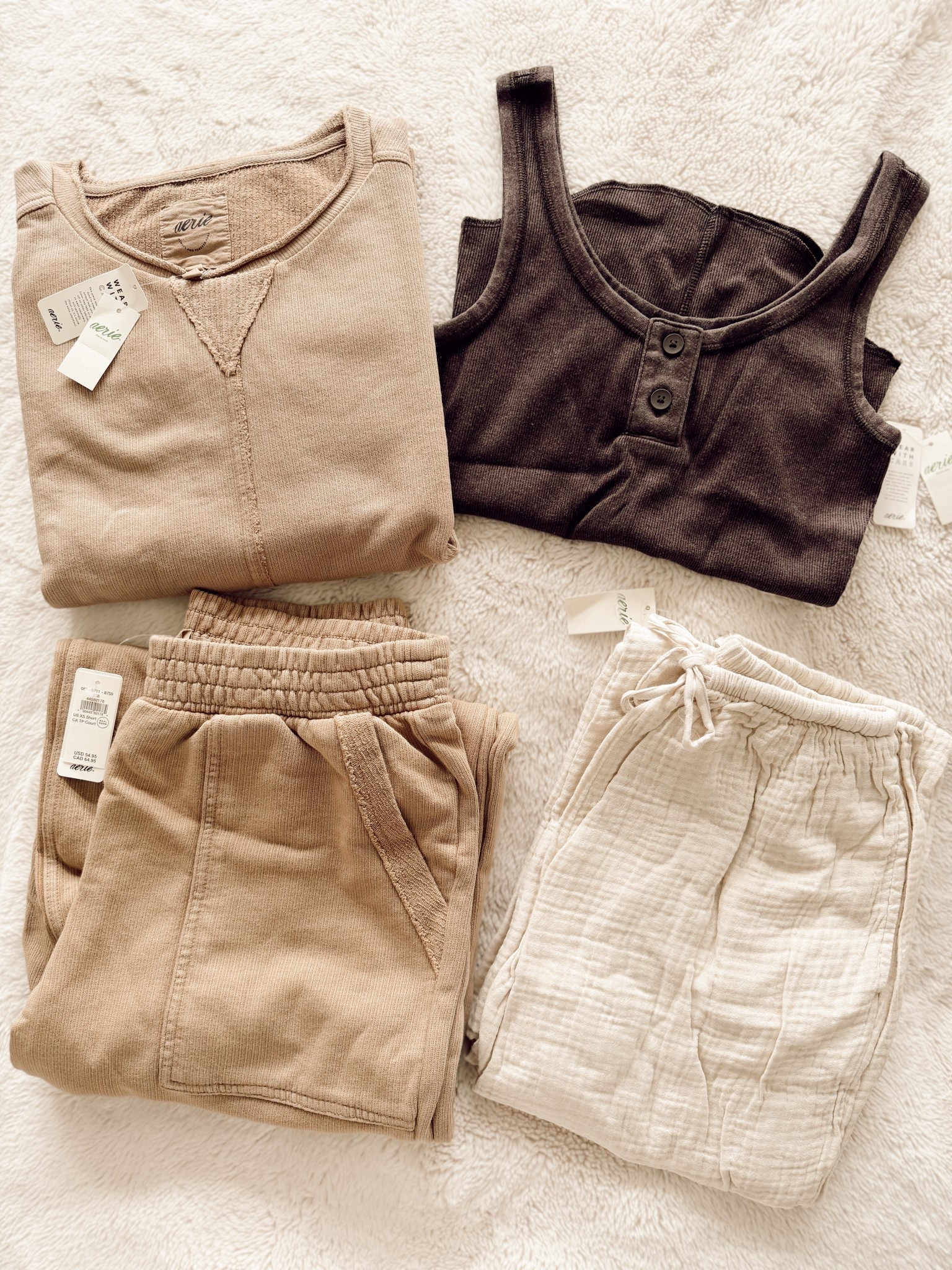 @Aerie comfies 

#LTKgrwm #LTKootd #LTKdayinmylife