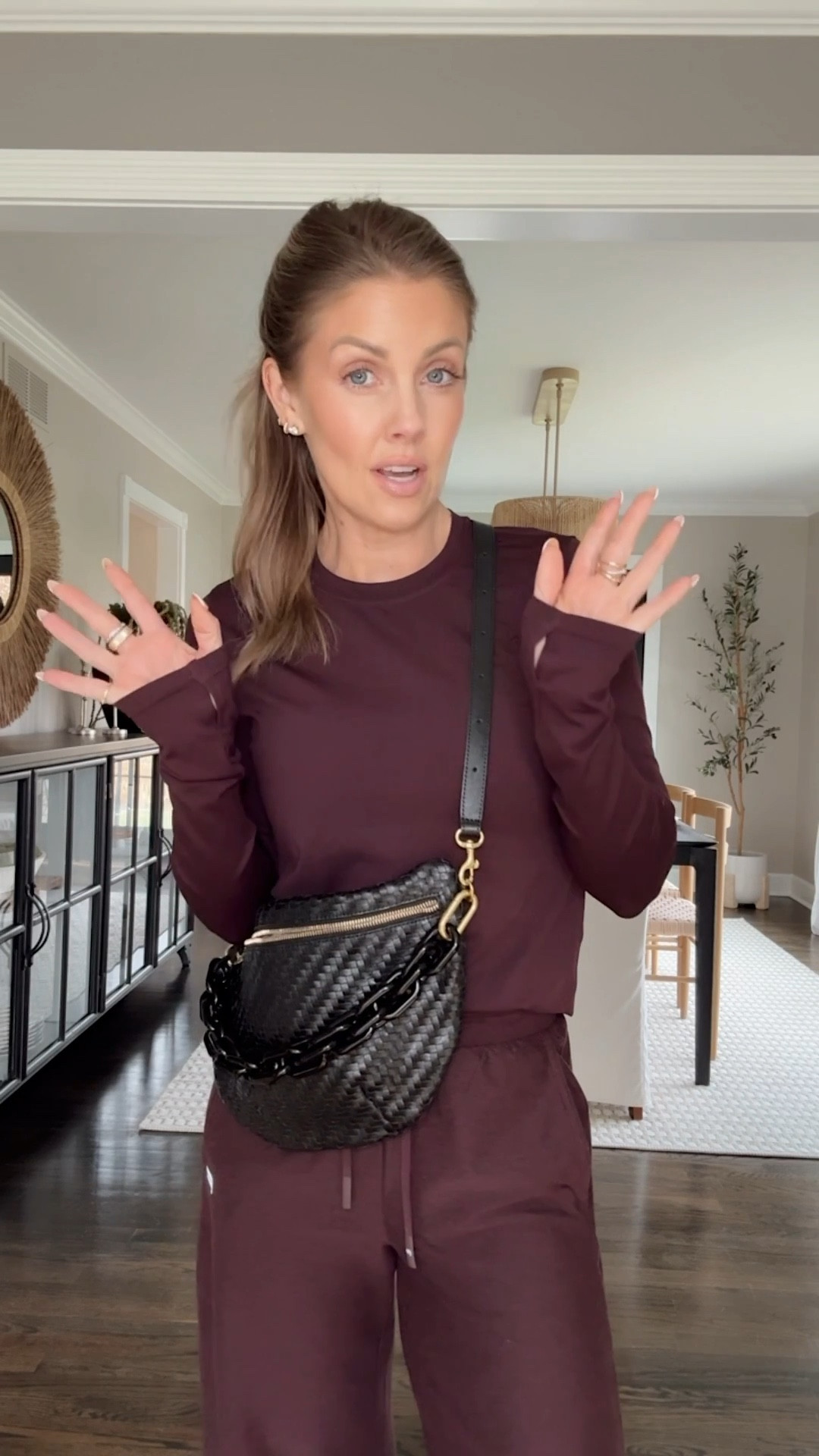 This bag is everything!!

Clare v, bag, it bag, purse, every day purse, purse accessories, purse with strap, Almostreadyblog, Amanda west 

#LTKWorkwear #LTKGiftGuide #LTKTravel