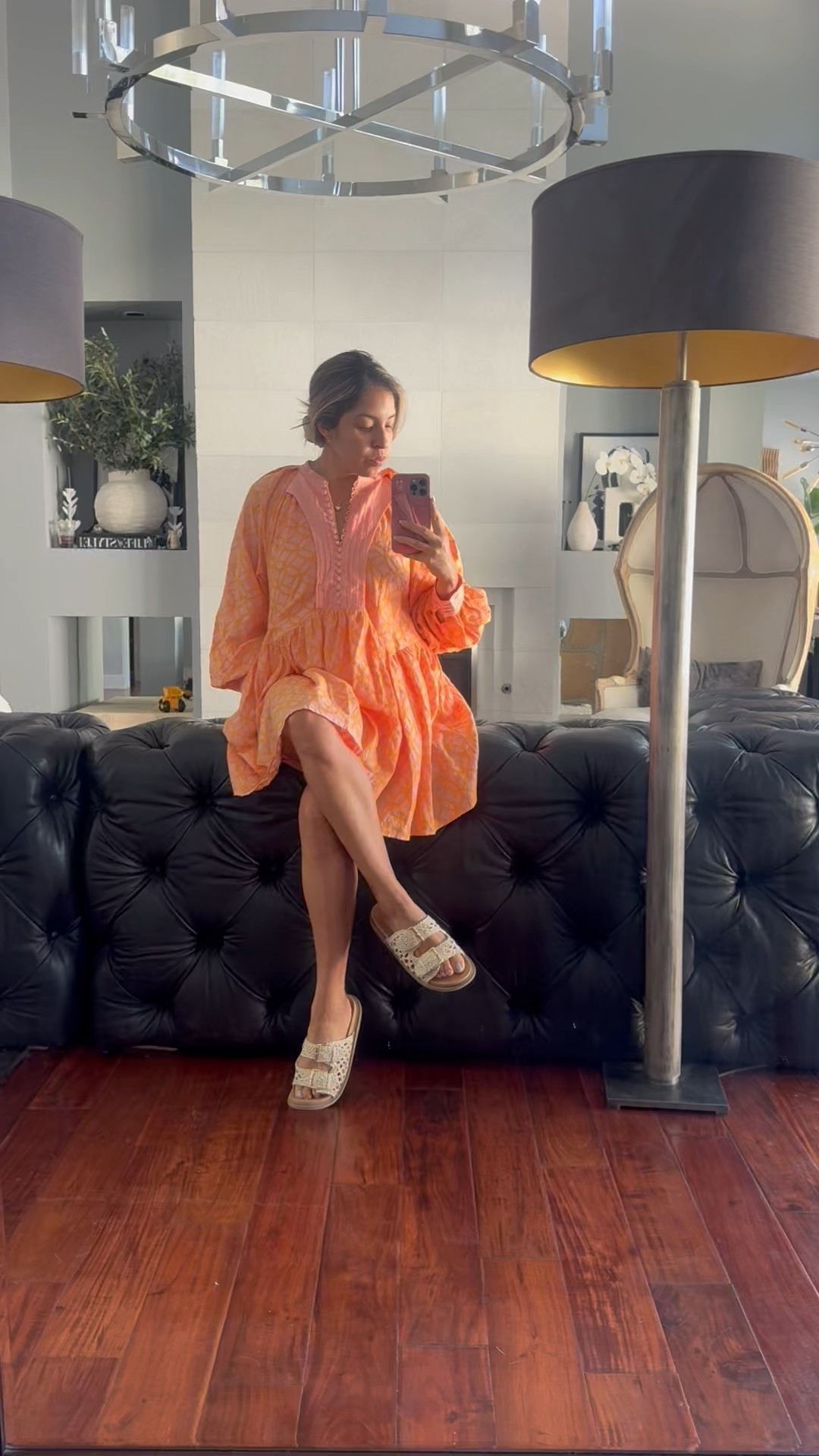 Im wearing a medium, which is my usual but I do feel like it runs big so you can size down if you’d like it to fit shorter.