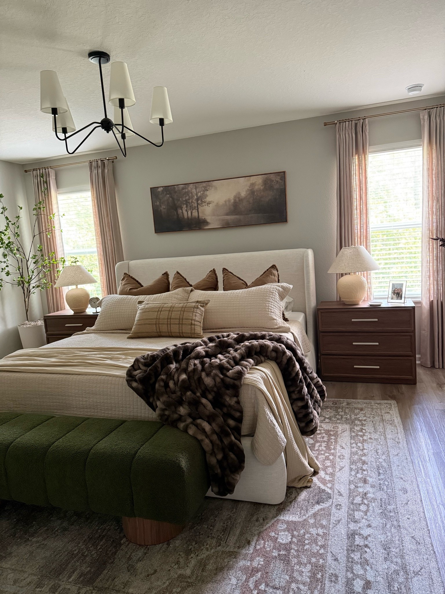 Sharing some favorite bedroom details- from my oversized nightstands to my favorite Loloi rug 🤍 

Master bedroom, bedroom inspo, bedroom rug, oversized nightstands, designer inspired home finds, moody art, Amazon bedding, Amazon home finds

#LTKHome #LTKSaleAlert