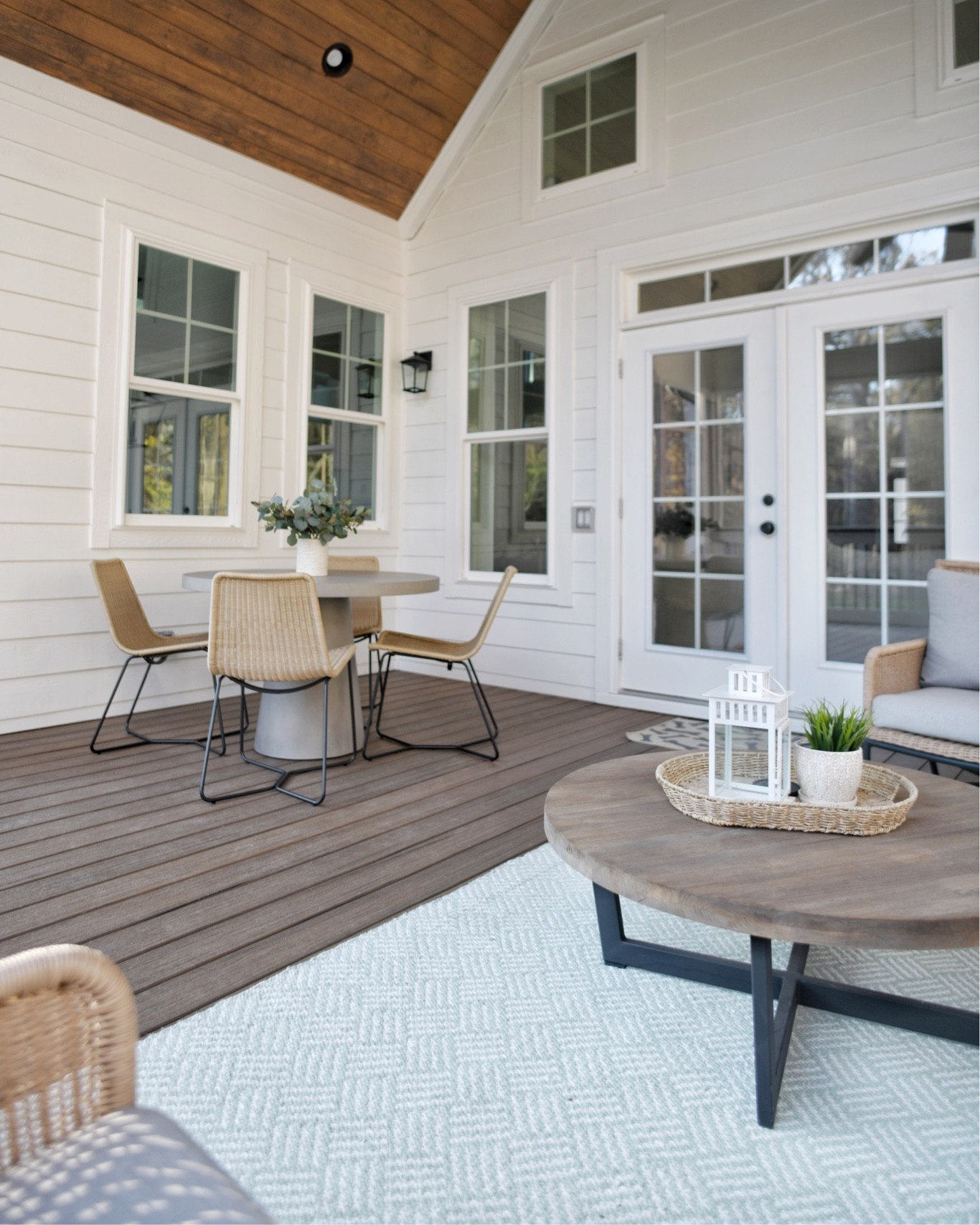 Porch refresh!

Outdoor furniture, patio furniture, dining furniture, dining set, outdoor rug, porch.

#LTKhome #LTKSeasonal