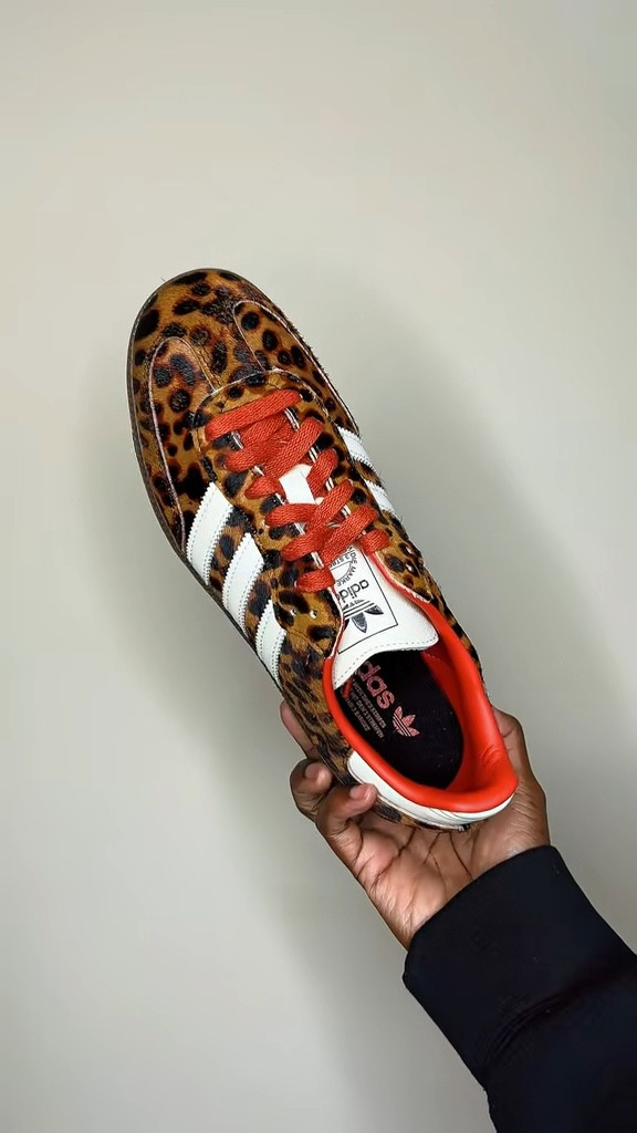 Adidas Samba OG Leopard 

#LTKActive #LTKdayinmylife