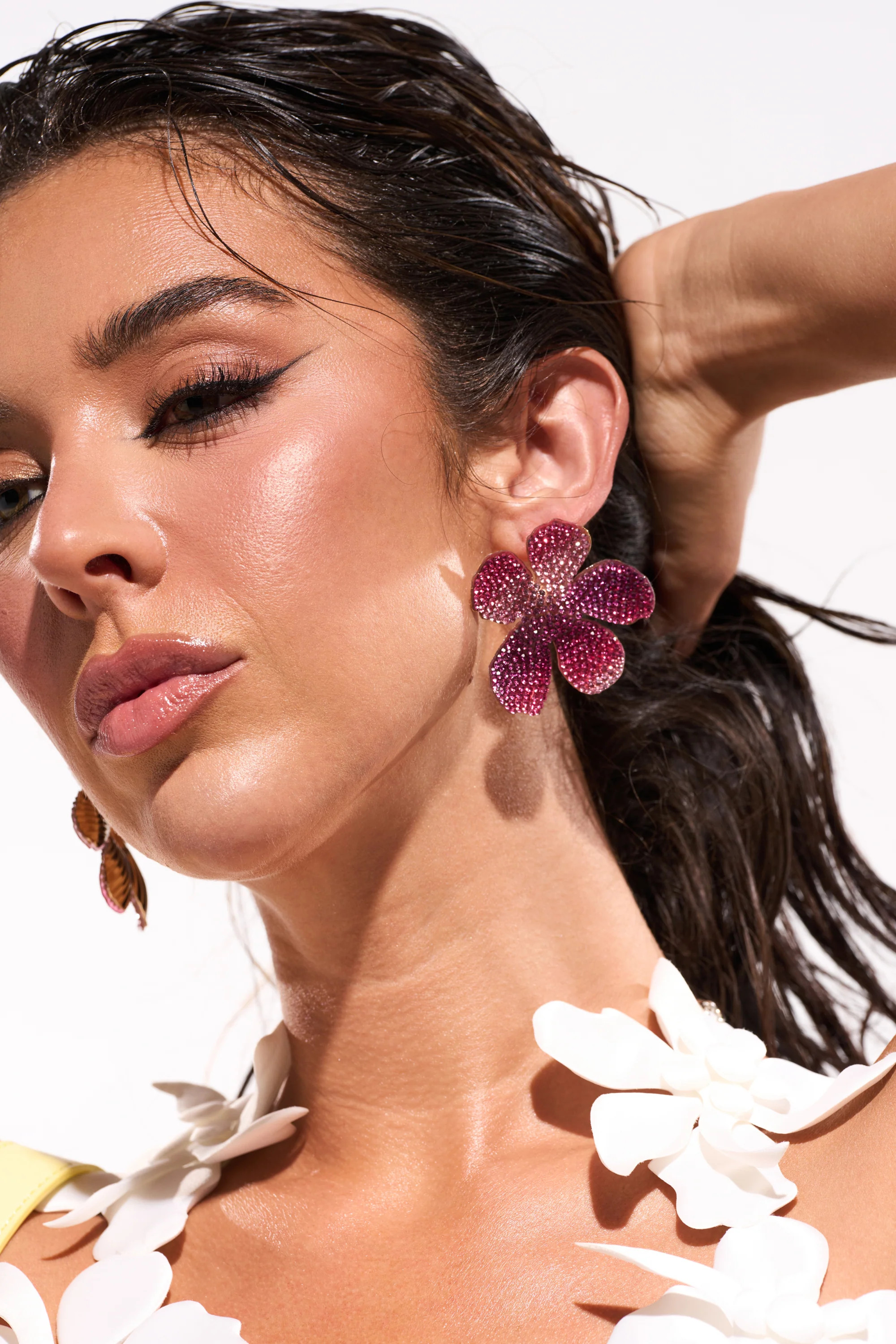 WORTHY EARRING | AKIRA