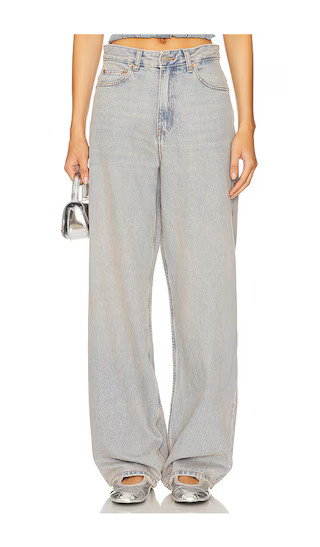 Donna Relaxed Wide Jeans in Canyon Light Vintage | Revolve Clothing (Global)