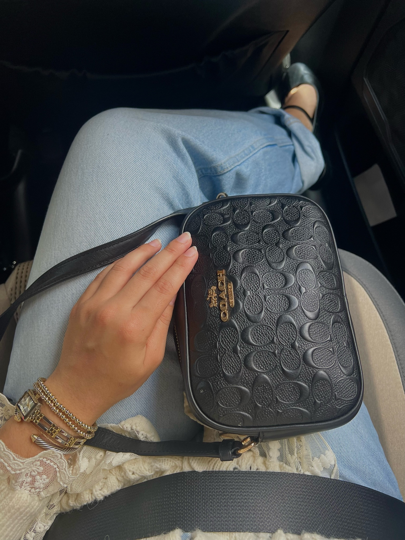 Coach purse + outfit details 

#LTKWorkwear #LTKStyleTip #LTKFindsUnder100