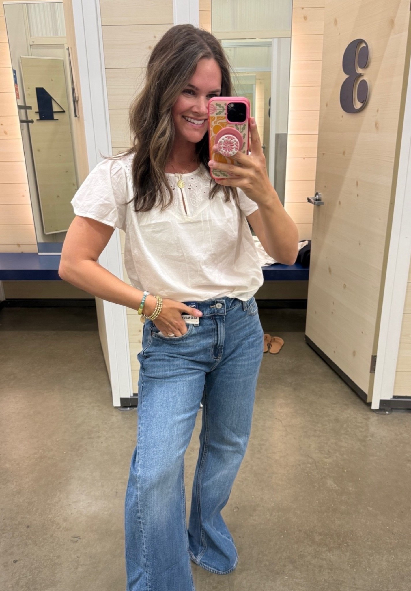 Wait… these jeans look SO much like the viral MOTHER denim?! 🙌 The fit is everything, and they’re perfect for those in-between fall days when it’s still warm outside!

MOTHER jeans look for less, viral jeans, wide leg denim, fall transitional outfit, affordable denim, designer inspired jeans, casual fall outfit, fall fashion, everyday denim, fall outfit ideas, women’s jeans, JulieFranks
