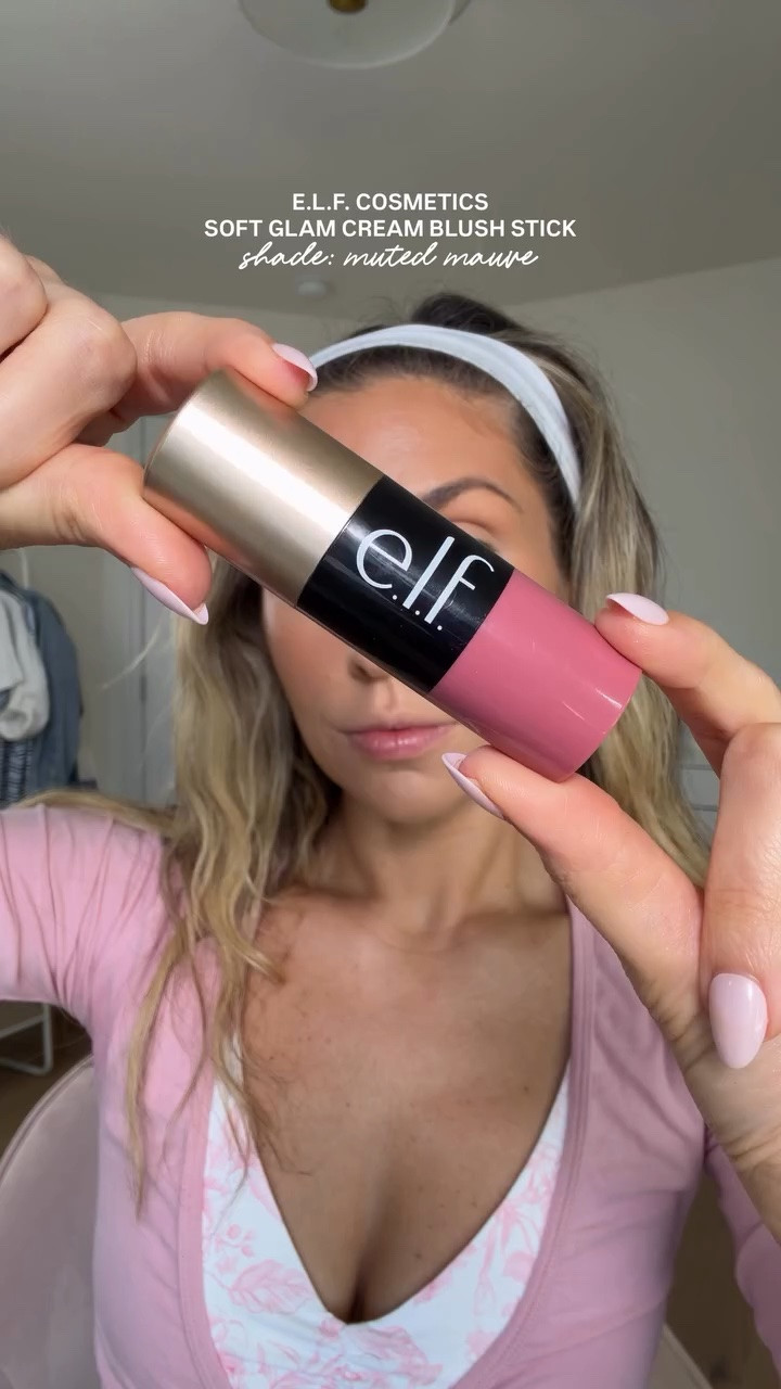 Creamy, blendable, buildable and under $10 😍 a blush lovers dream!!!! Trying the NEW E.L.F. cosmetics Soft Glam Blush Stick in the shade Muted Mauve 🤍 

Comment BLUSH to get this shade and my other makeup details sent over to you directly! 

#elfcosmetics #elfblush #affordablemakeup #drugstoremakeup #blush @elfcosmetics @ultabeauty @target @amazonbeauty
