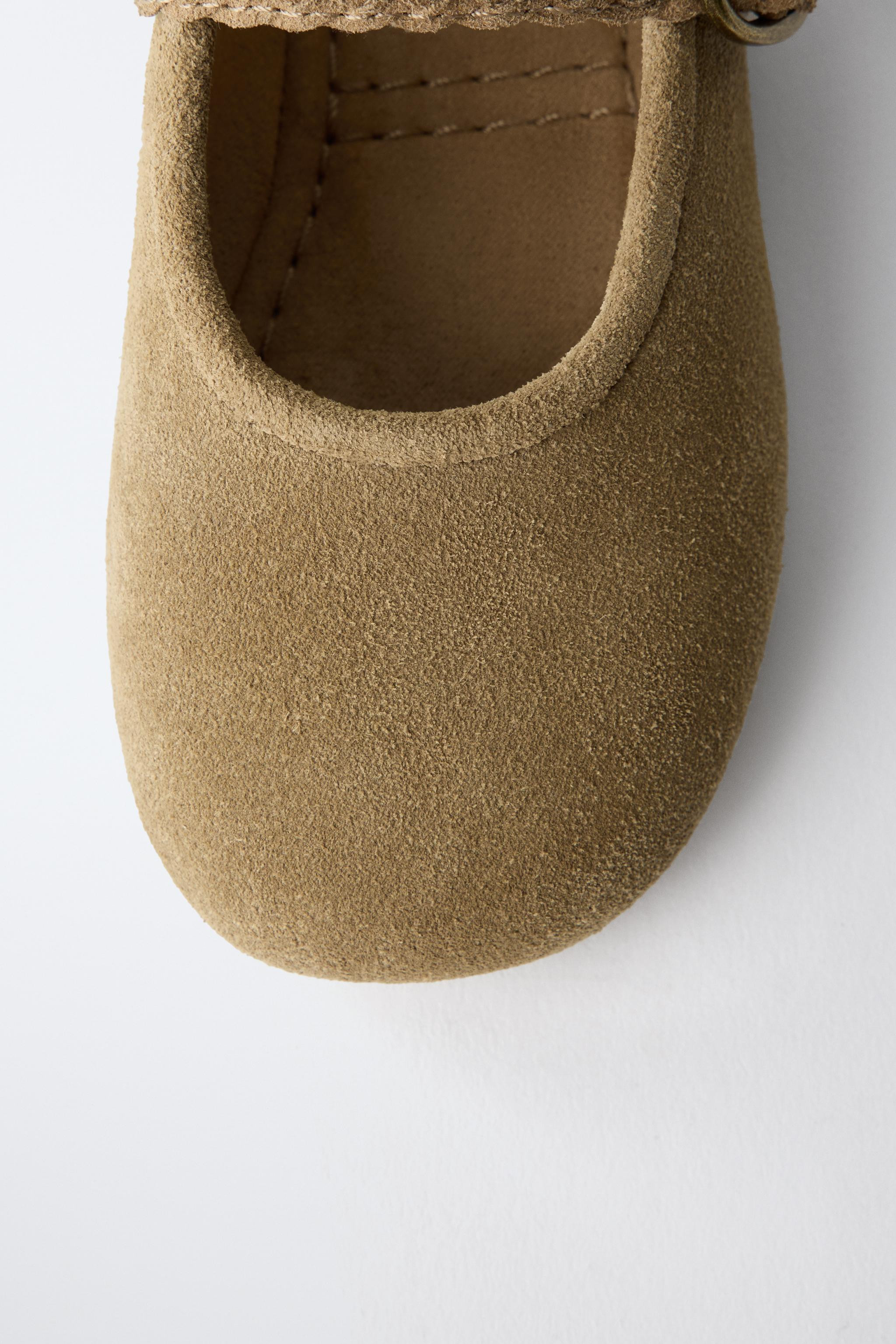 LEATHER BALLET FLATS | Zara UK