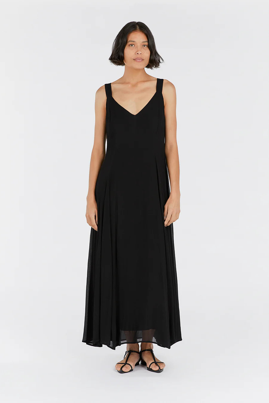 EMILY  BLACK  V-NECK MAXI DRESS | DISSH