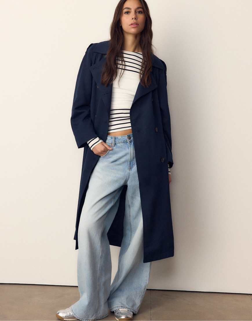 Stradivarius Long flowing trench coat in navy blue | ASOS (Global)
