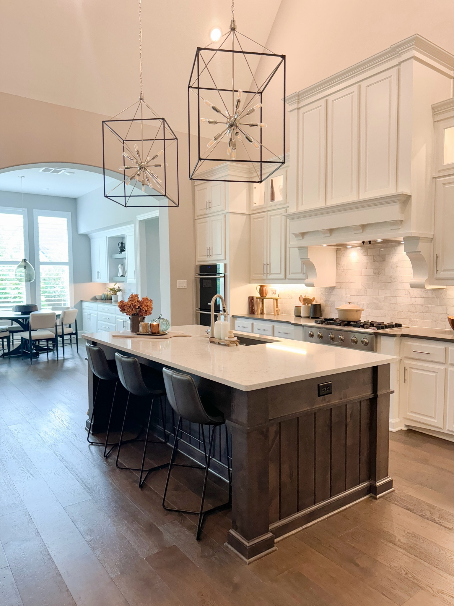 Kitchen views, autumn kitchen, kitchen statement lighting, two toned kitchen, quartz counters, neutral kitchen, fall kitchen decor

#LTKFallSale #LTKHome #LTKSeasonal