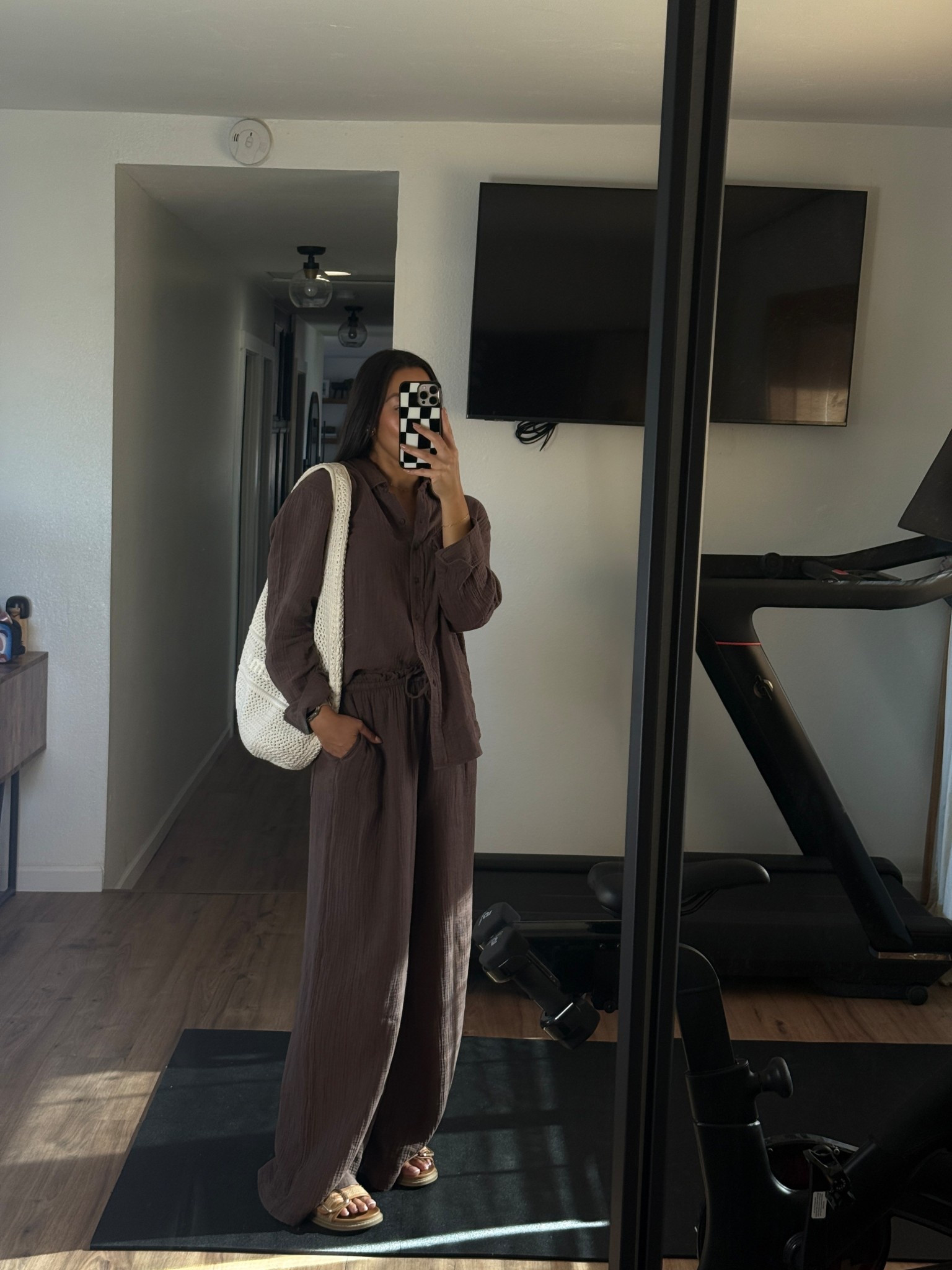 Beach casual night ootd. Not sure why I look so tall 👀 Lululemon purse sold out but added similar ones.

#LTKBeauty #LTKStyleTip #LTKSeasonal