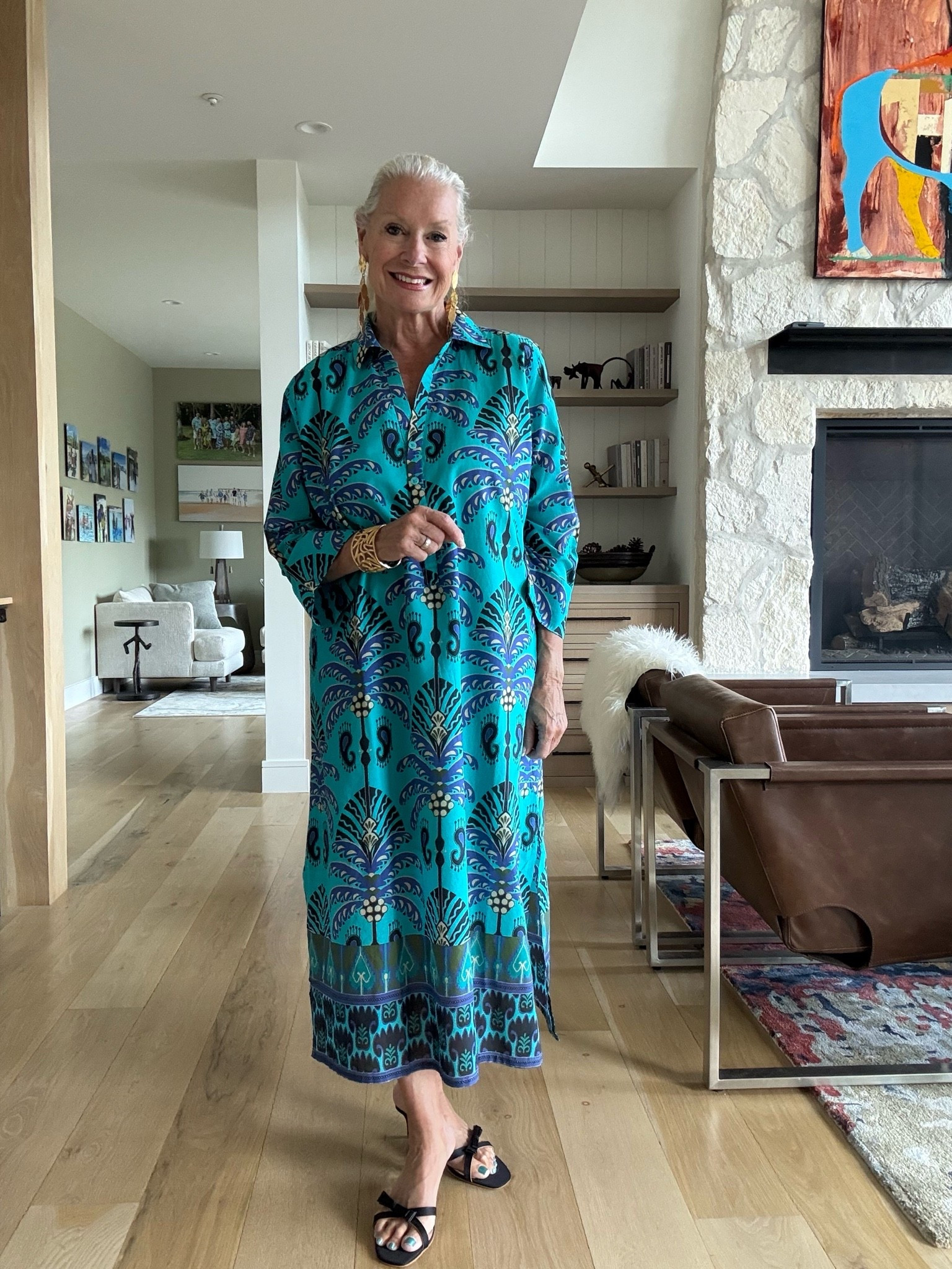 The Kallan dress from Jude Connally is summer dressing at its best. 🤍 Made from airy cotton voile, it’s lightweight, feminine, and effortlessly polished. The kind of dress you can slip on and feel instantly put together.