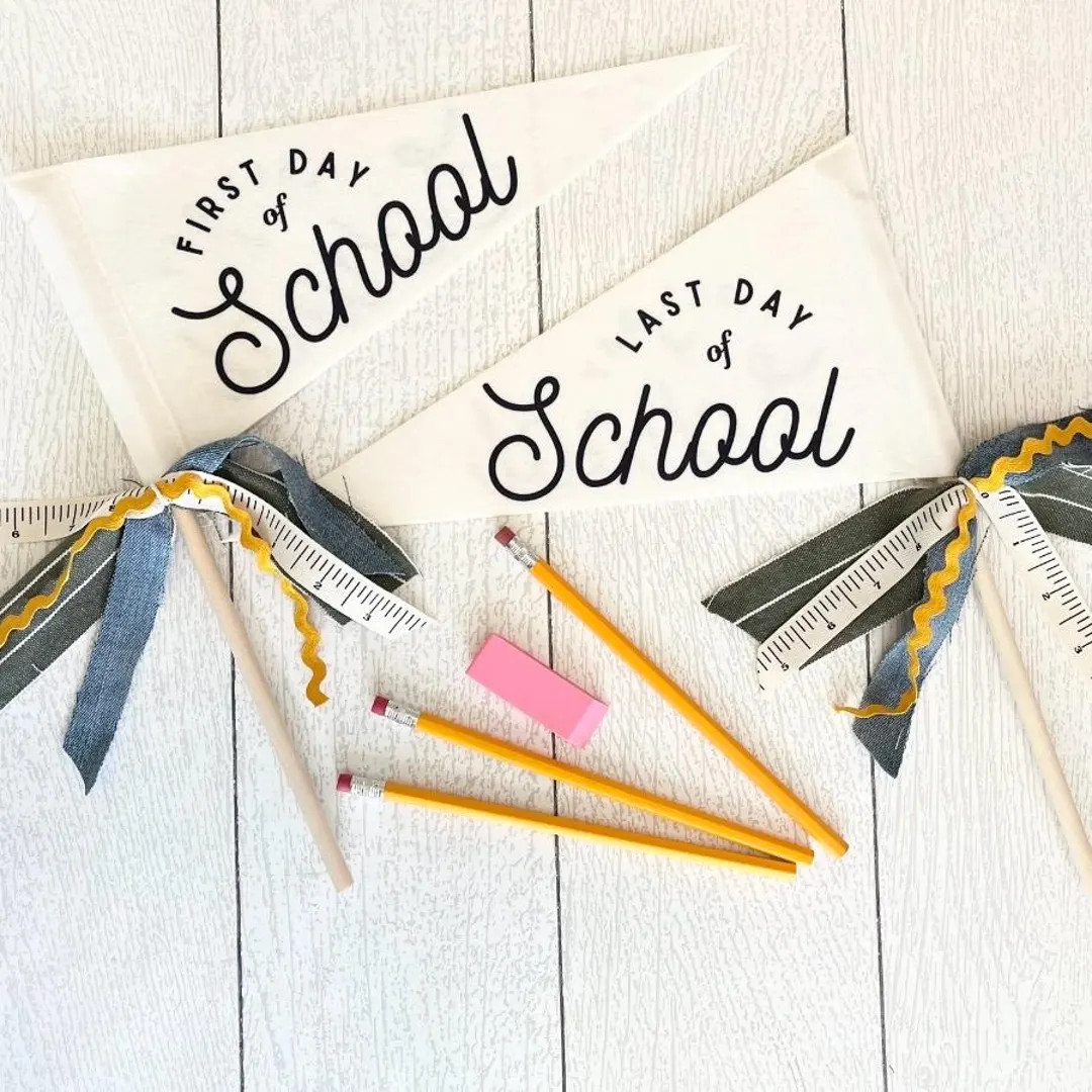 First / Last Day of School Pennant - Etsy | Etsy (US)