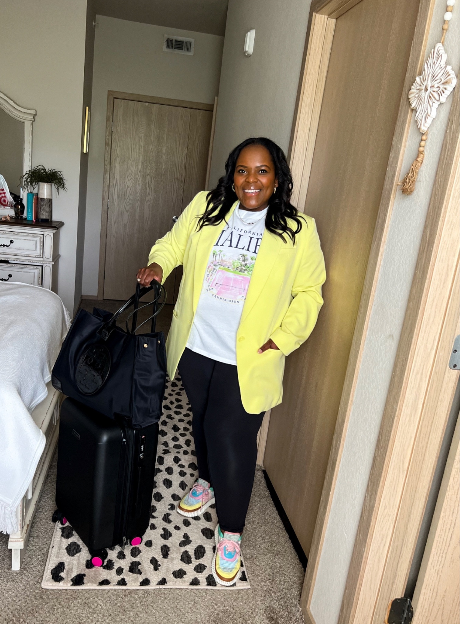 I love a graphic tee with leggings and then throw on a bright color blazer is a perfect look for the airport 🧳 ✈️

#LTKcurves #LTKstyletip #LTKtravel