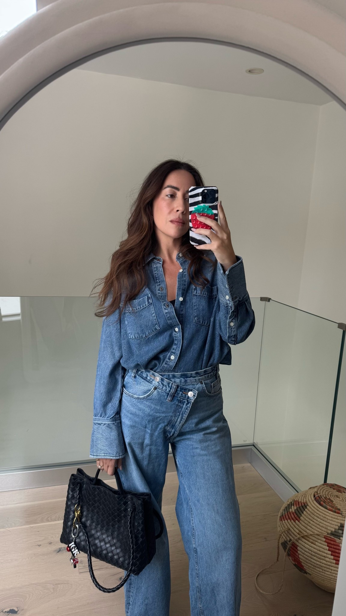 Denim on #denim #ltkdenim #ltkjeans 

#LTKItBag #LTKSaleAlert #LTKSeasonal