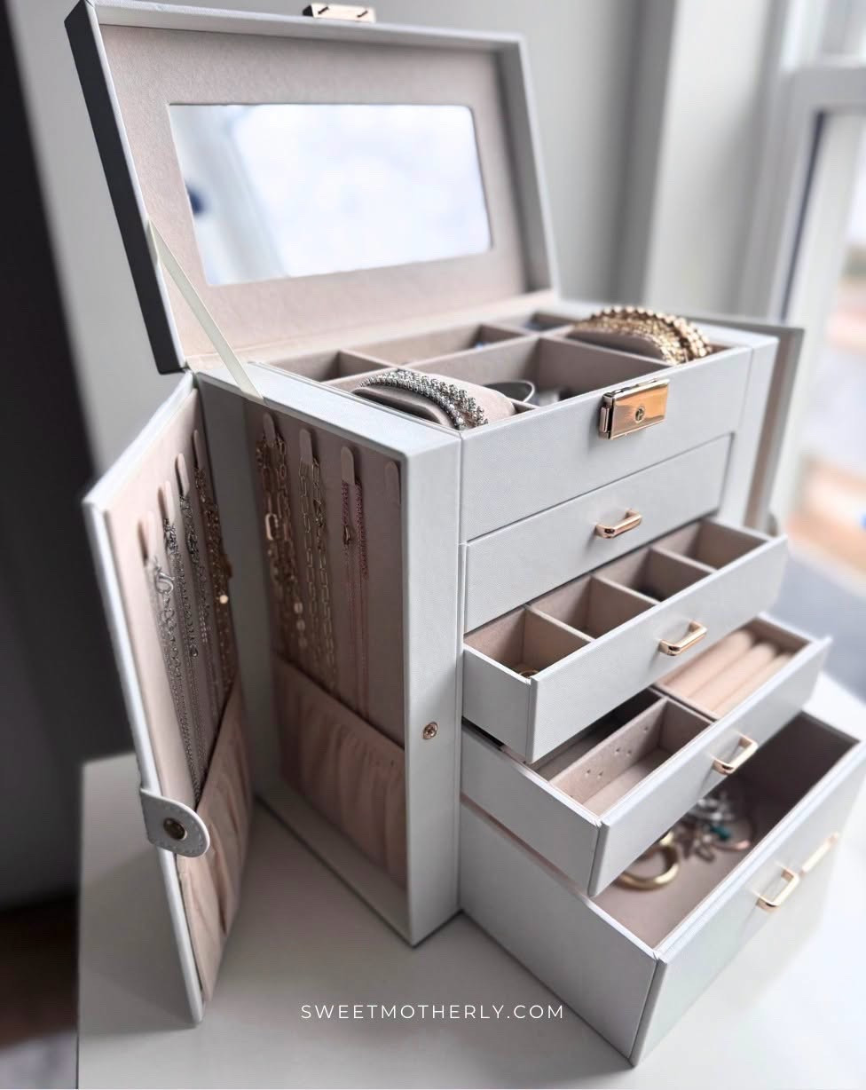 Jewelry box half off

jewelry box organizer
jewelry storage case
necklace organizer
earring storage holder
ring storage tray
stackable jewelry trays
travel jewelry case
jewelry organizer with drawers
bracelet storage organizer
aesthetic jewelry storage

#LTKSeasonal #LTKHome #LTKSaleAlert