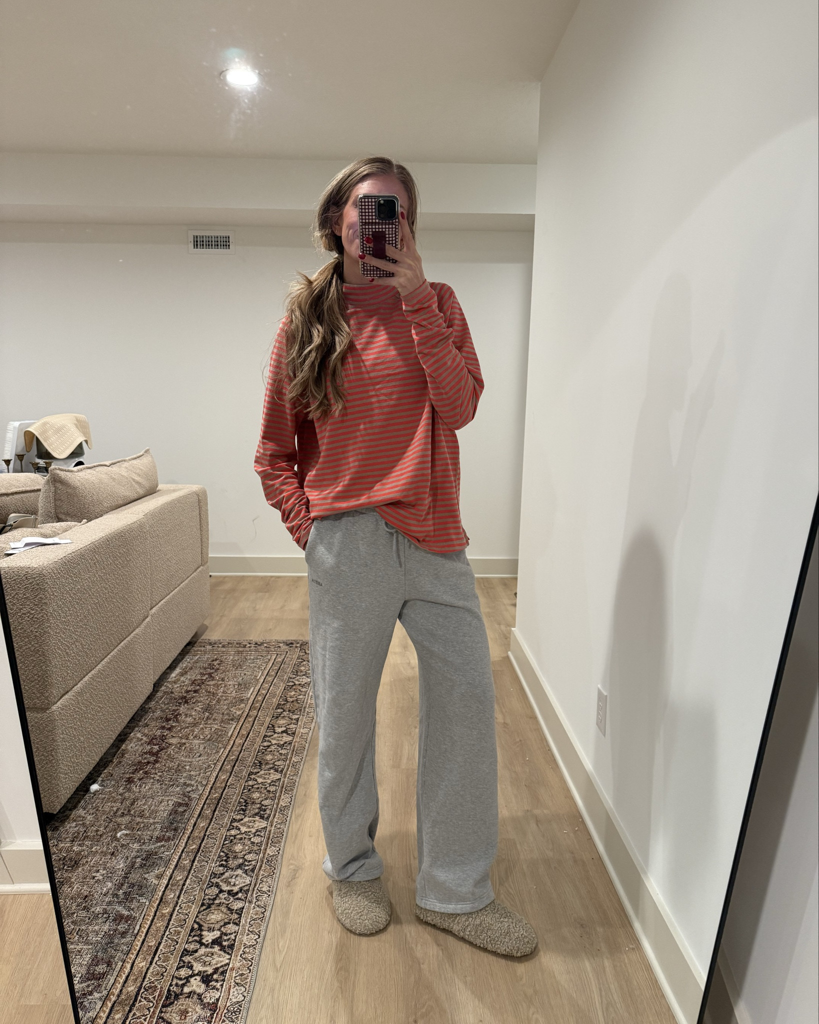 Top runs oversized (wearing medium for length)
Bottoms run oversized (wearing medium long)


Tall sizes, tall girl friendly, comfy outfit 

#LTKTall #LTKootd #LTKmomlife