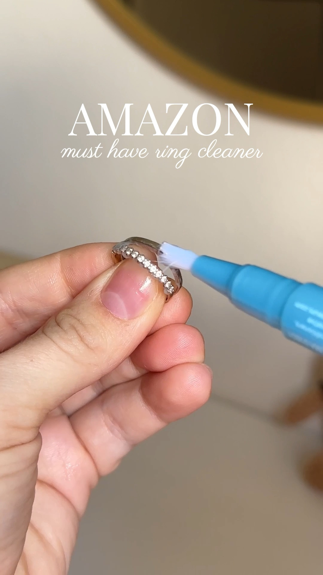 Portable Diamond Cleaner for Rings and Other Jewelry 🤩✨



#LTKBeauty #LTKFindsUnder50 #LTKSaleAlert