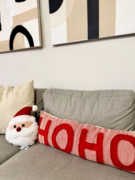 Started putting out my Christmas Decor today and I’m geeking 🤩


Christmas Decorations | Christmas Pillows | Home Decor | Couch 

#LTKHolidaySale #LTKHoliday #LTKSeasonal