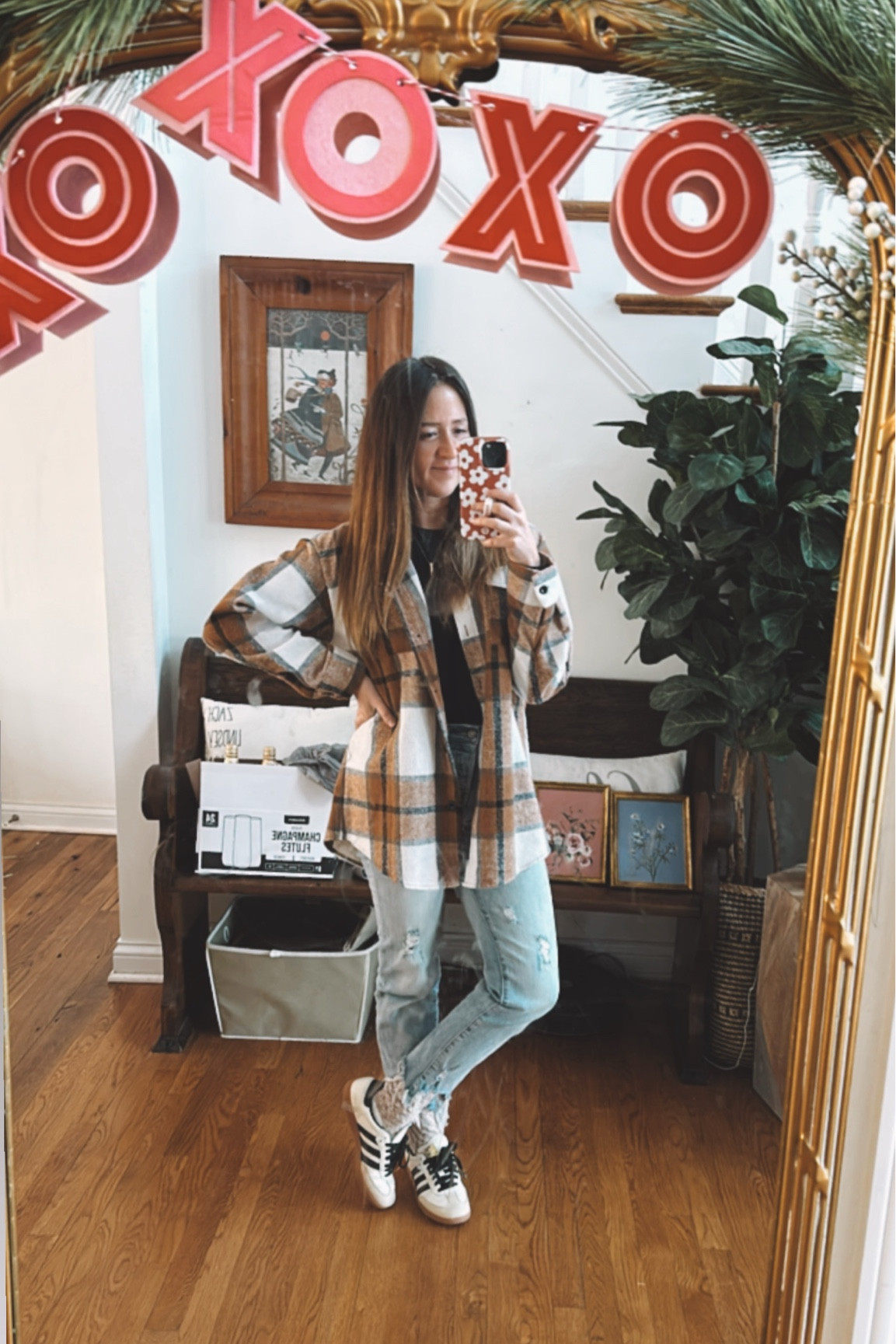 Winter cozy OOTD #momiform #winteroutfitinspo #casualfit

#LTKFindsUnder50 #LTKOver40 #LTKSaleAlert