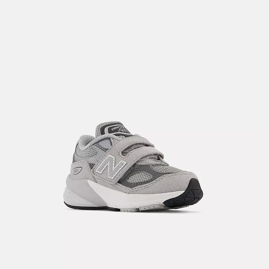 990v6 Hook and Loop | New Balance Athletics, Inc.