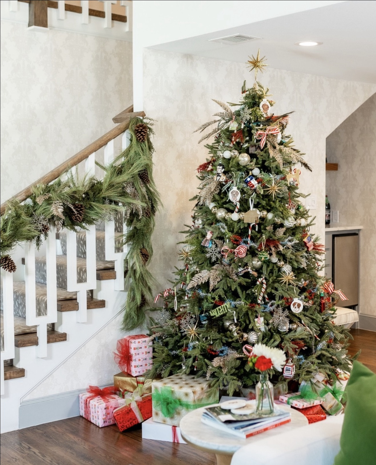 Only ONE week until Santa comes down the chimney! 🎅🎁 

🎁 Décor? Check. 
🛋️ Pillows fluffed? Check. 
🎄 Holiday-ready vibes? Absolutely! 

#LTKHome #LTKHoliday #LTKGiftGuide