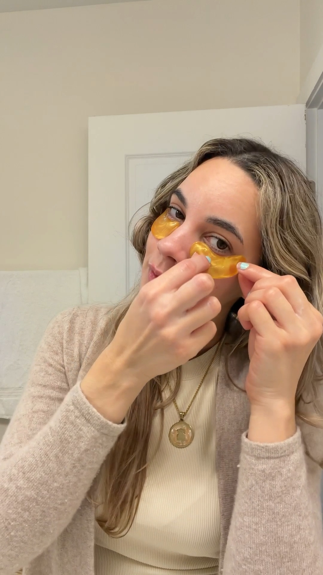 I really love these eye masks, so easy to use and de puff your eyes while keeping them hydrated 

#LTKmorningroutine #LTKselfcare #LTKmomlife