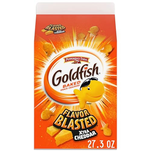 Goldfish Flavor Blasted Xtra Cheddar Cheese Crackers, 27.3 oz Carton | Amazon (US)