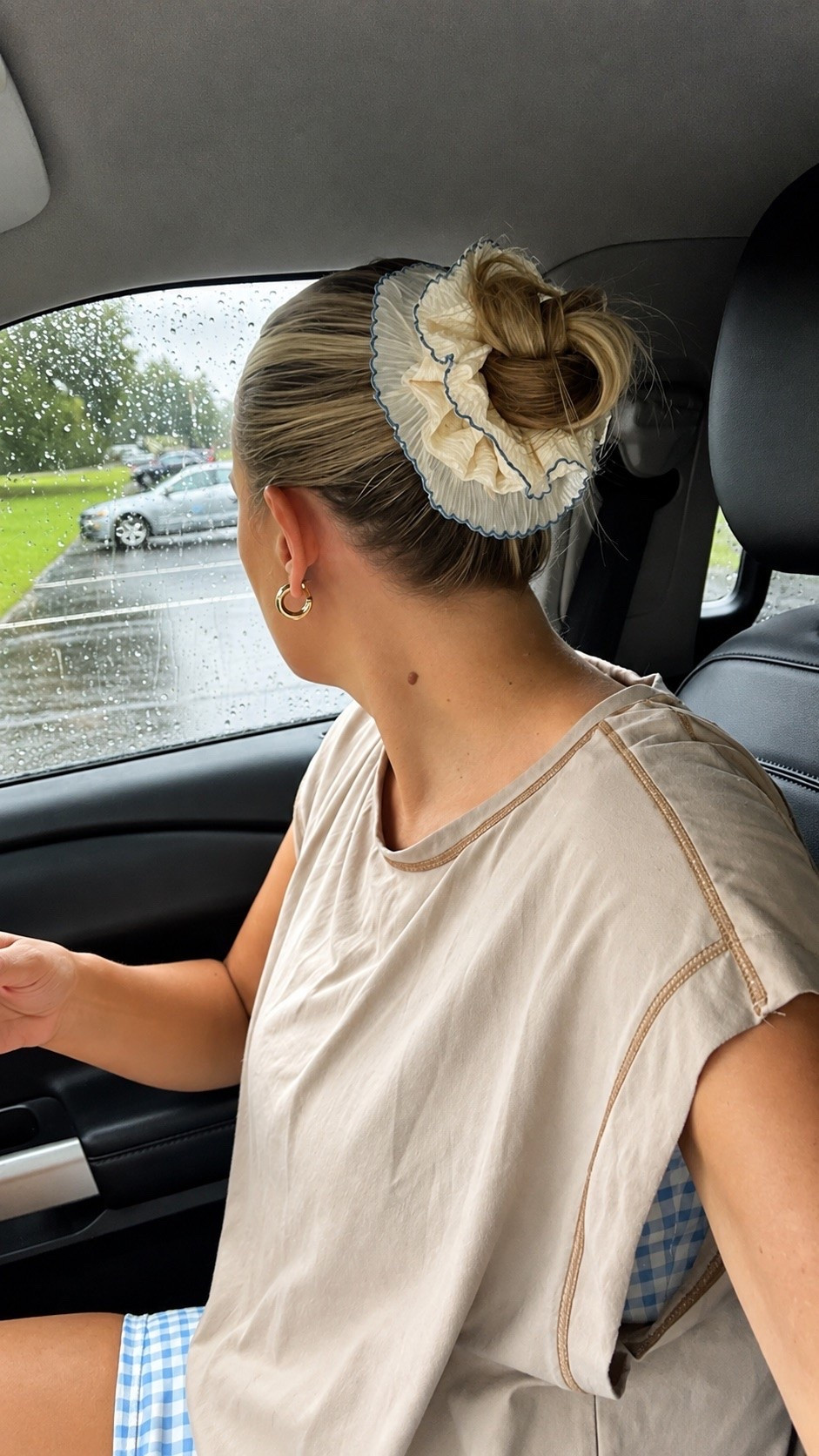 The cutest scrunchies for dirty hair day

#LTKgrwm #LTKSeasonal #LTKSaleAlert